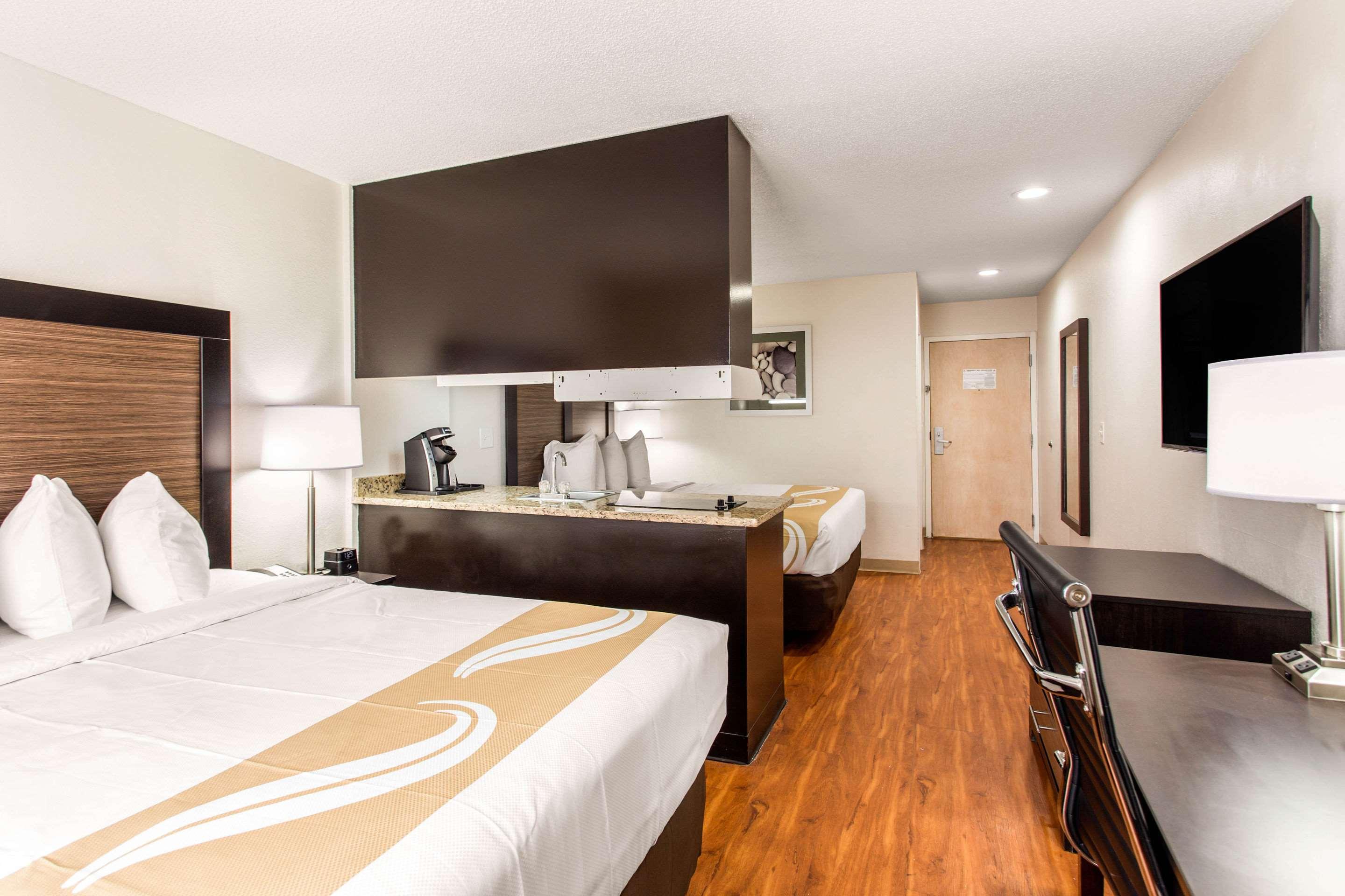 Quality Inn & Suites — photo 4
