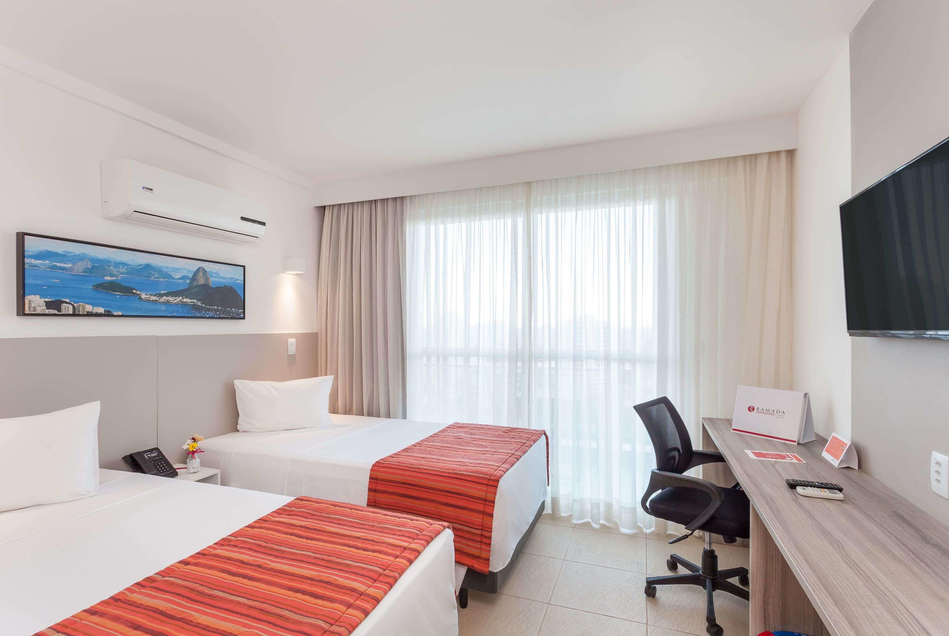Ramada Hotel and Suites Macae — photo 4