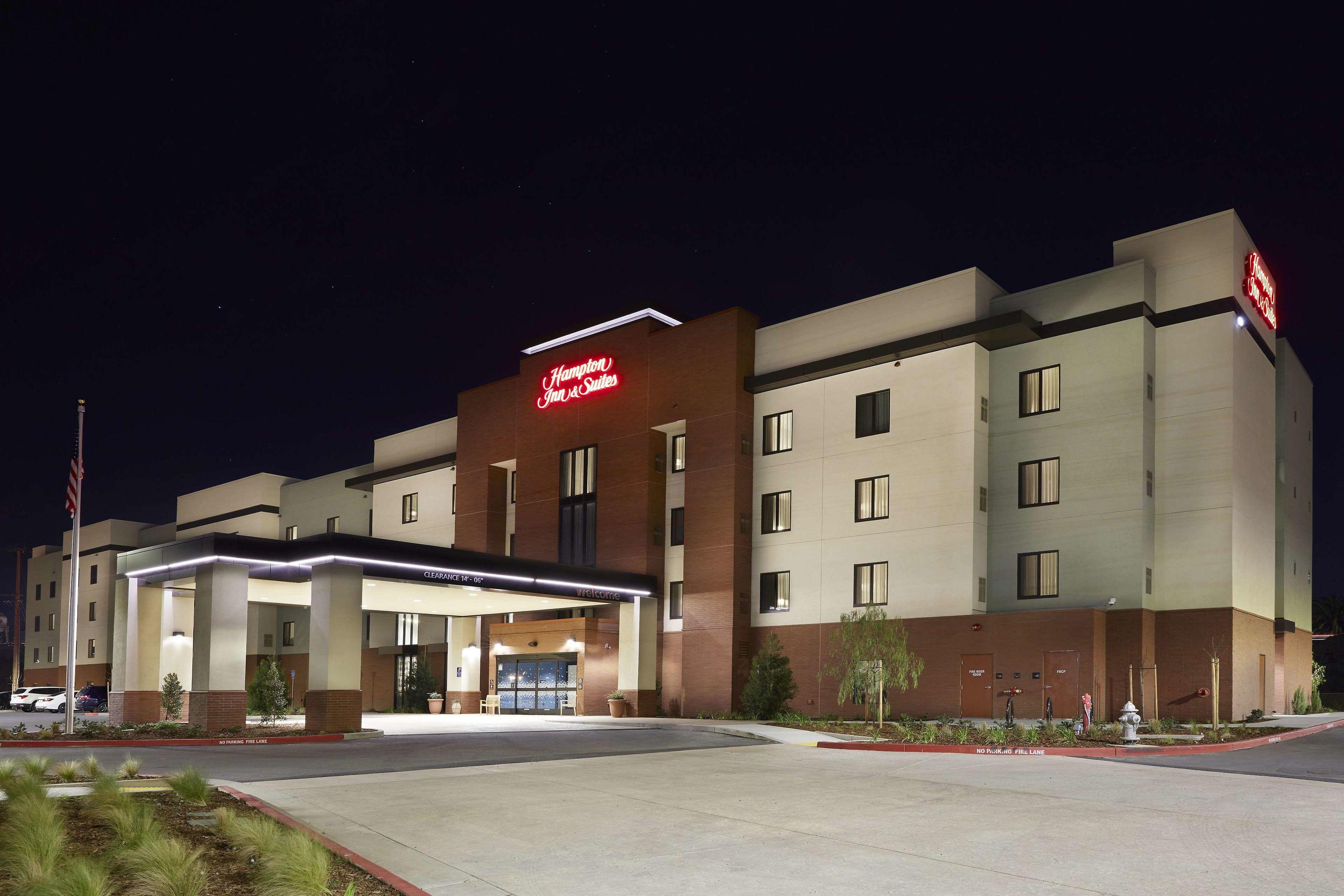 Hampton Inn & Suites Sacramento At Csus — photo 4