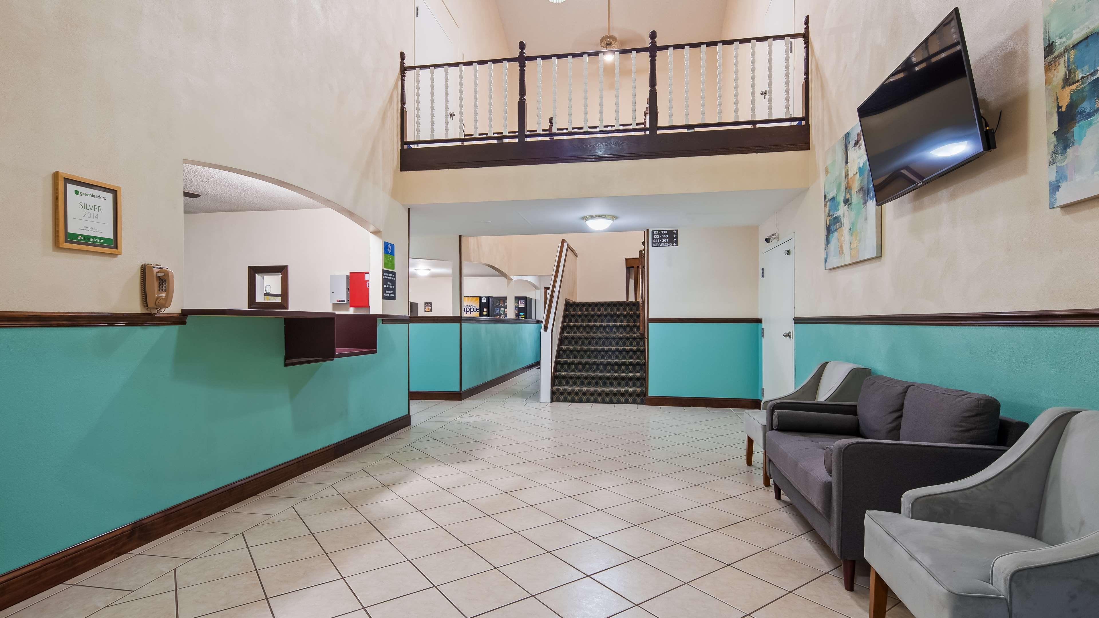 SureStay Hotel by Best Western Greenville — photo 4