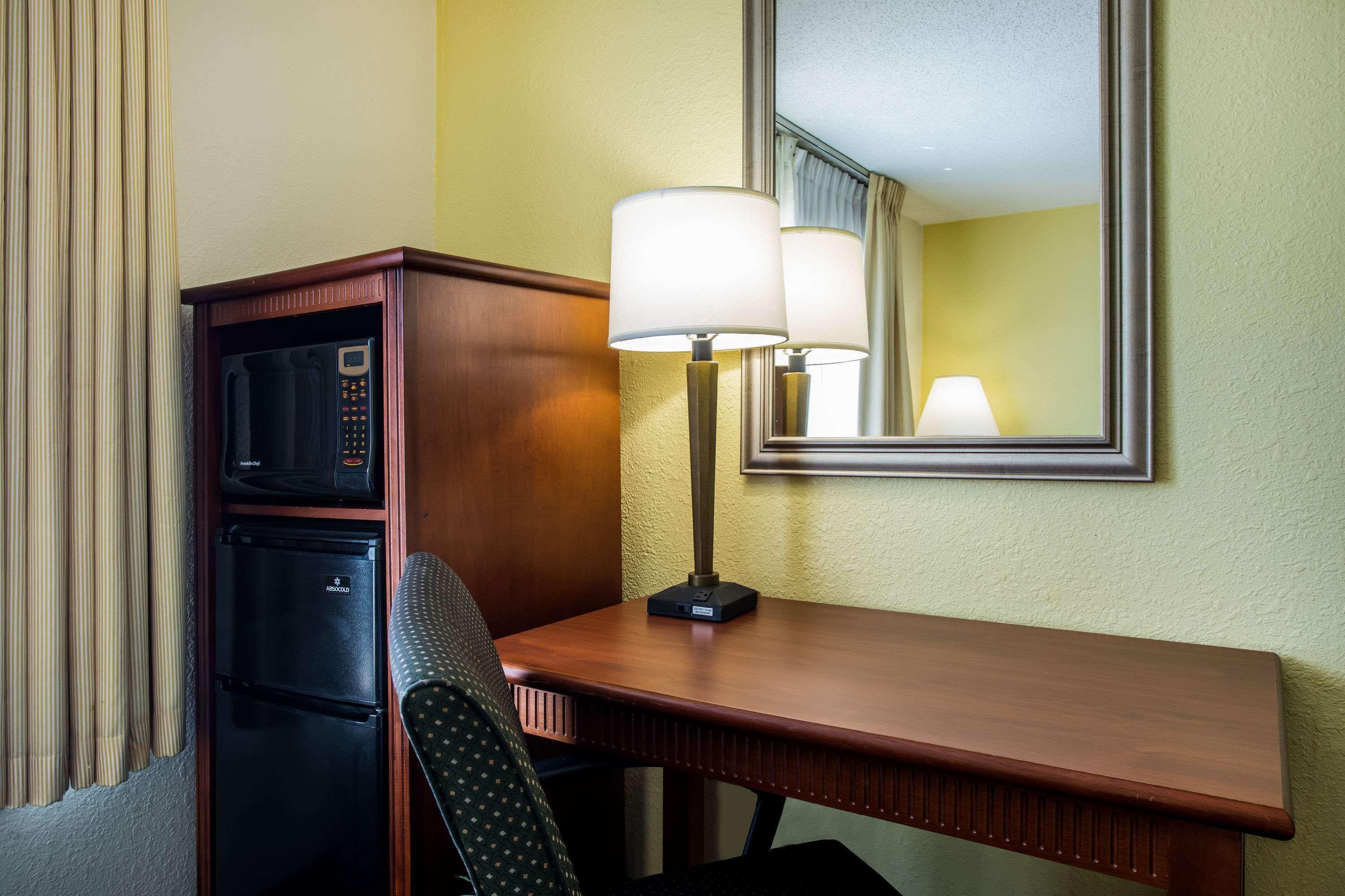 Days Inn Florence Near Civic Center — photo 5