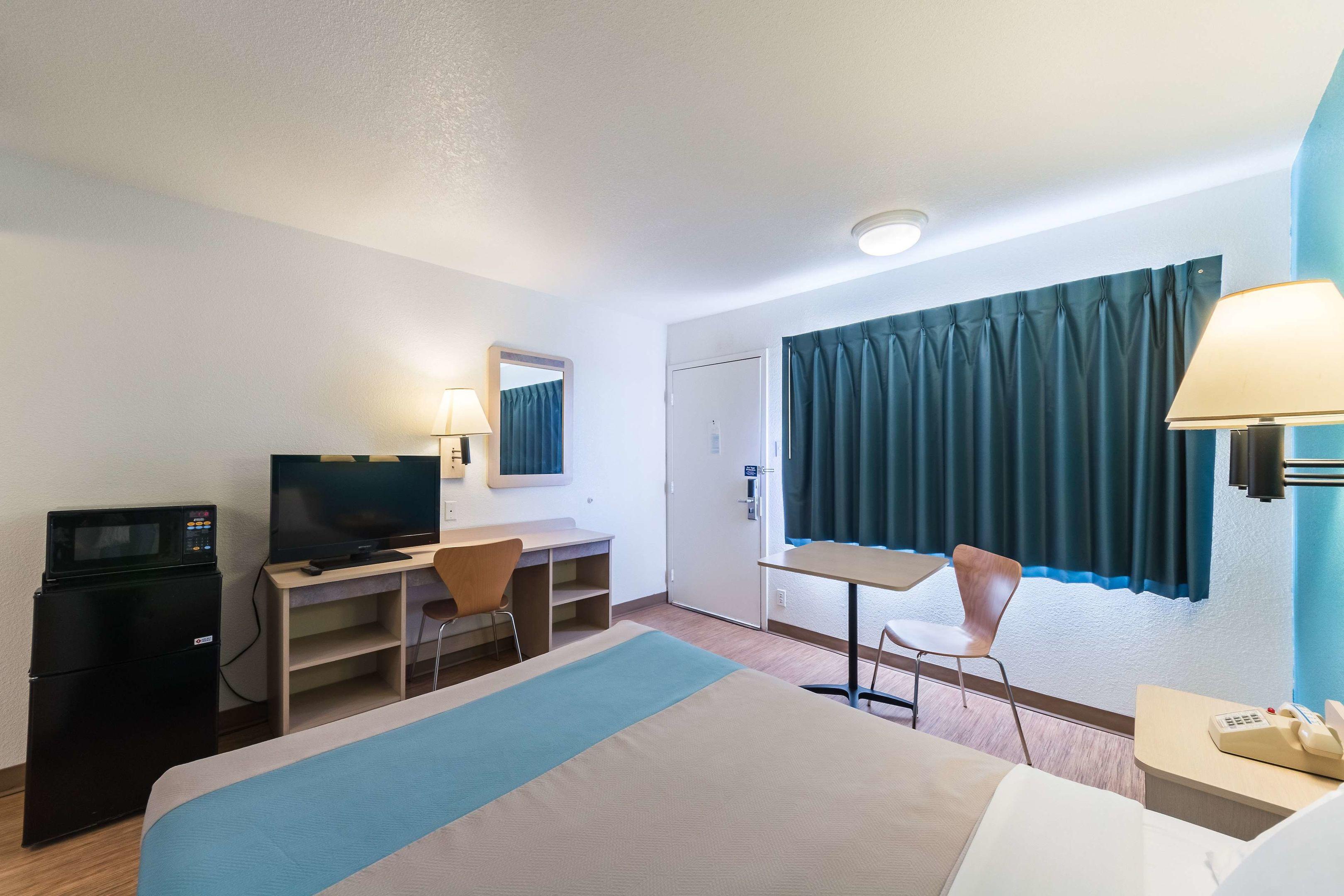 Motel 6 Deming — photo 5