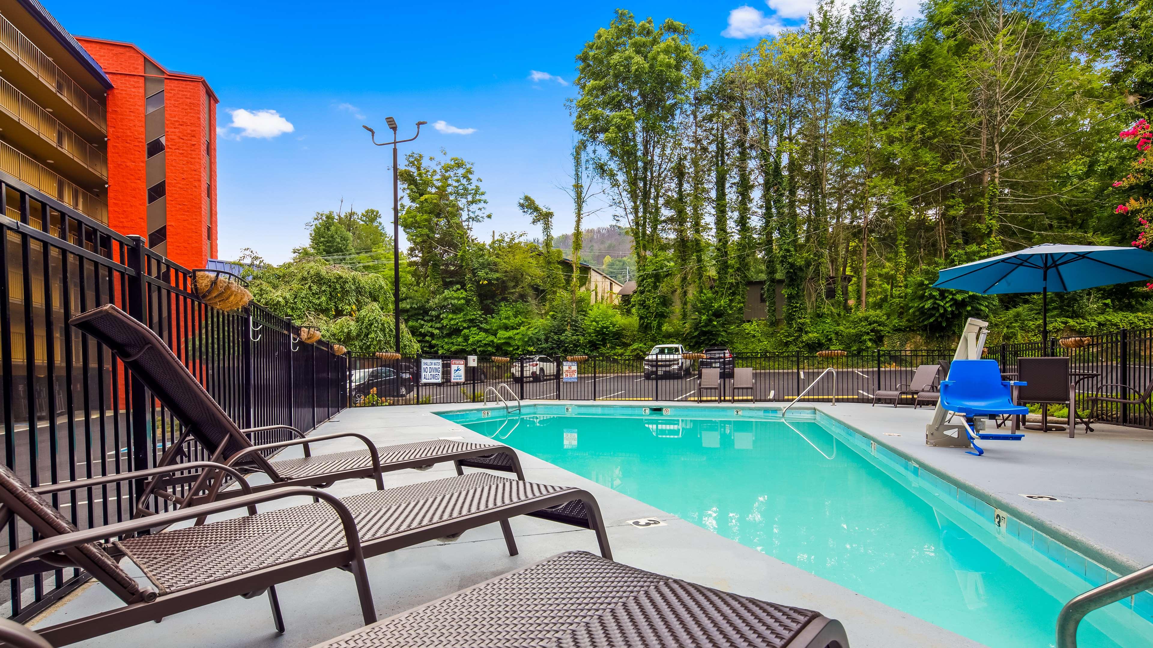 SureStay Plus Hotel by Best Western Gatlinburg — photo 5
