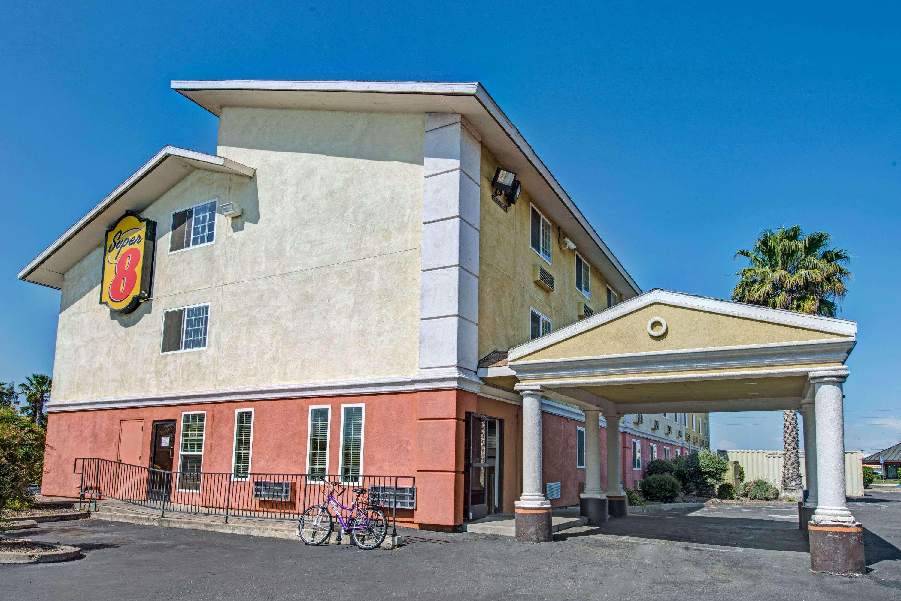 Super 8 by Wyndham Sacramento/Florin Rd — photo 3