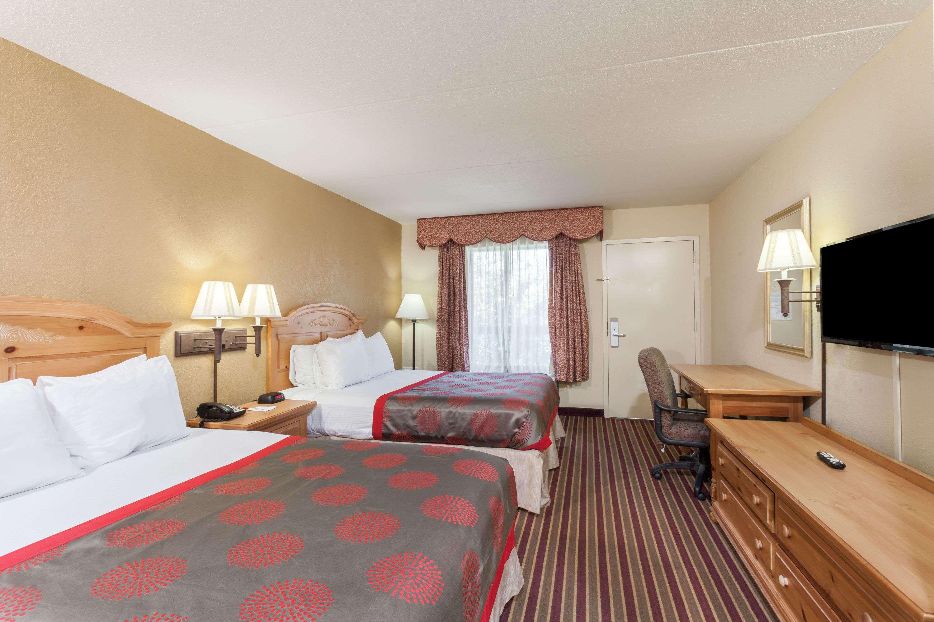 Ramada by Wyndham Lebanon — photo 4