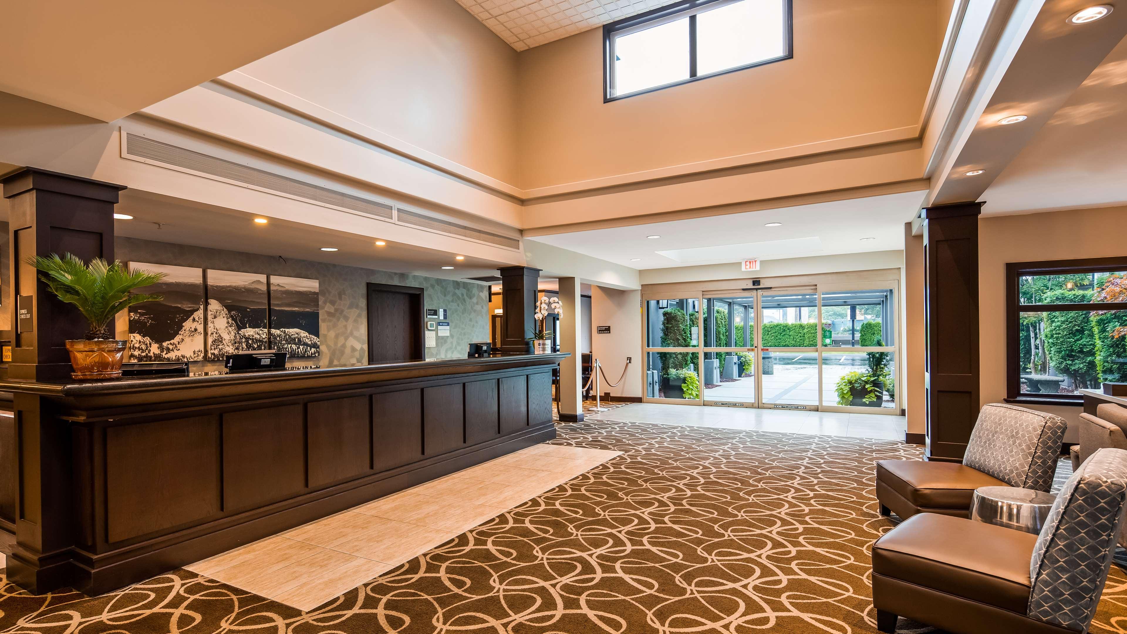 Best Western Plus Pitt Meadows Inn & Suites — photo 4