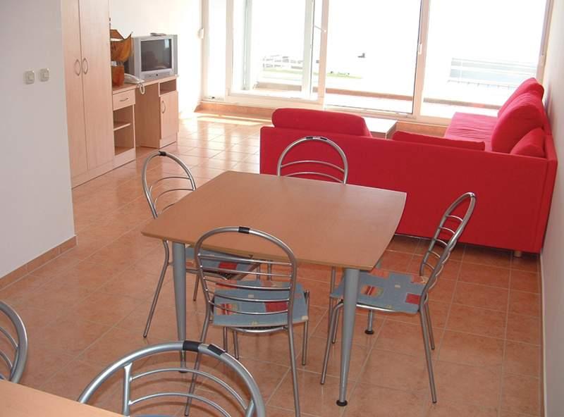 Apartment M — photo 4