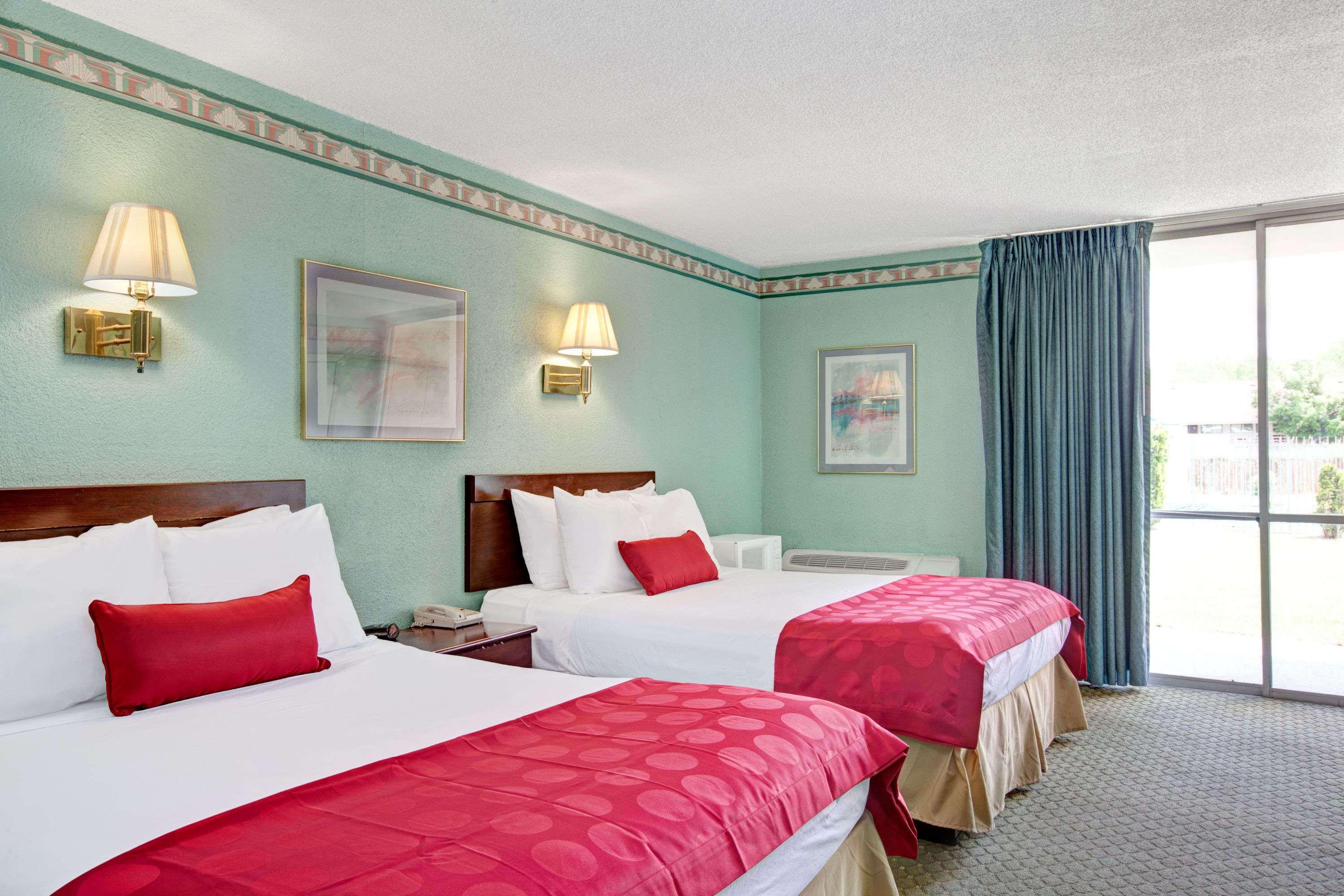 Ramada Limited — photo 4