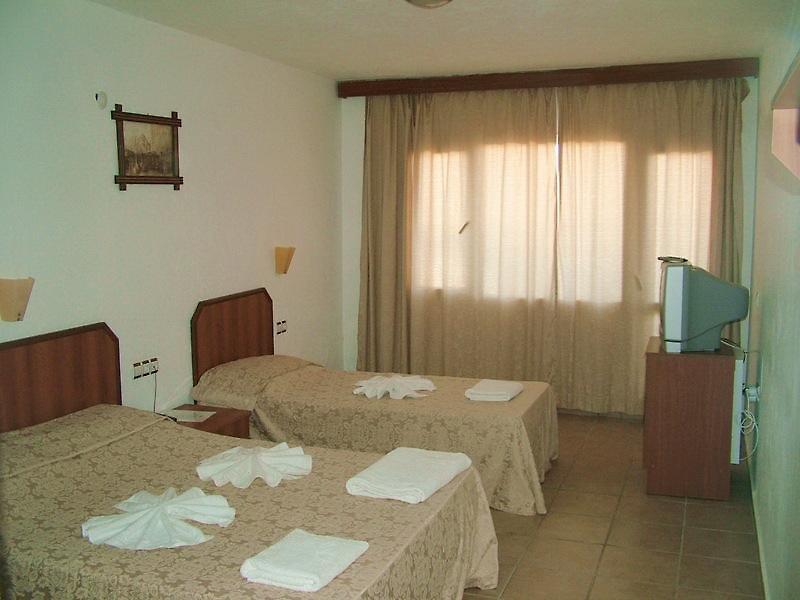 Turihan Beach Hotel — photo 4