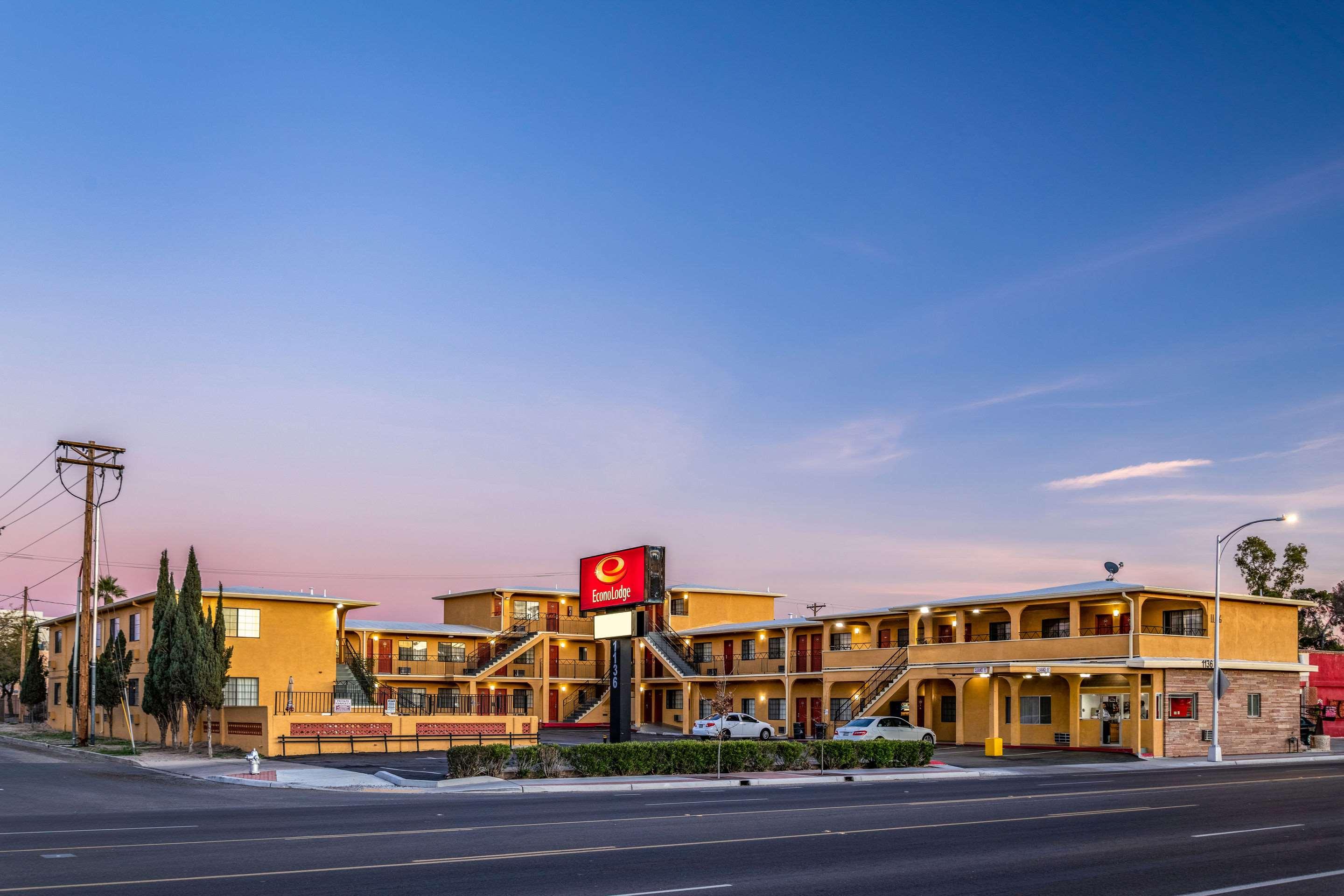 Econo Lodge University — photo 3