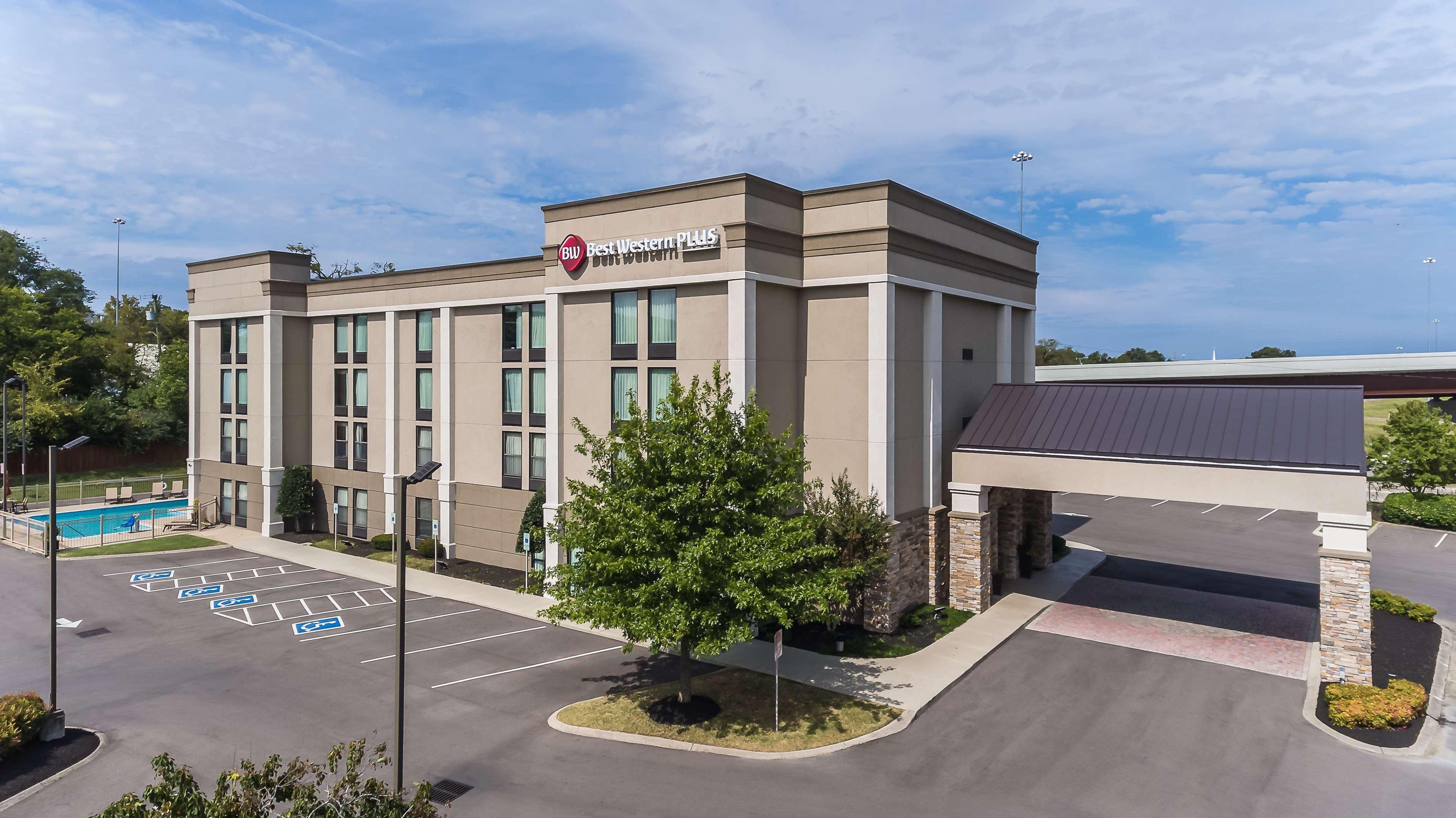 Best Western Plus Belle Meade Inn & Suites — photo 3