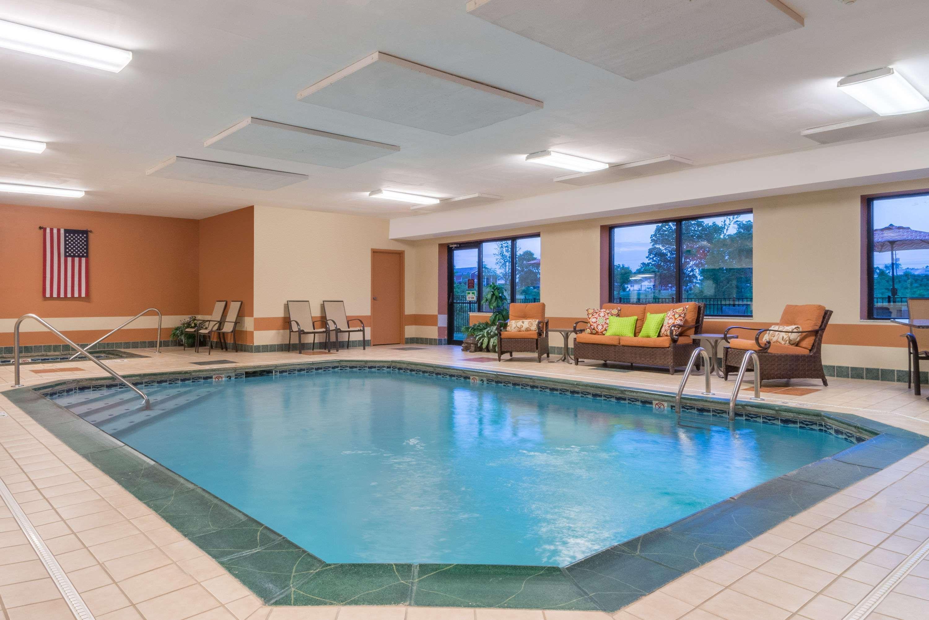 Ramada Limited Ashland/Catlettsburg — photo 4