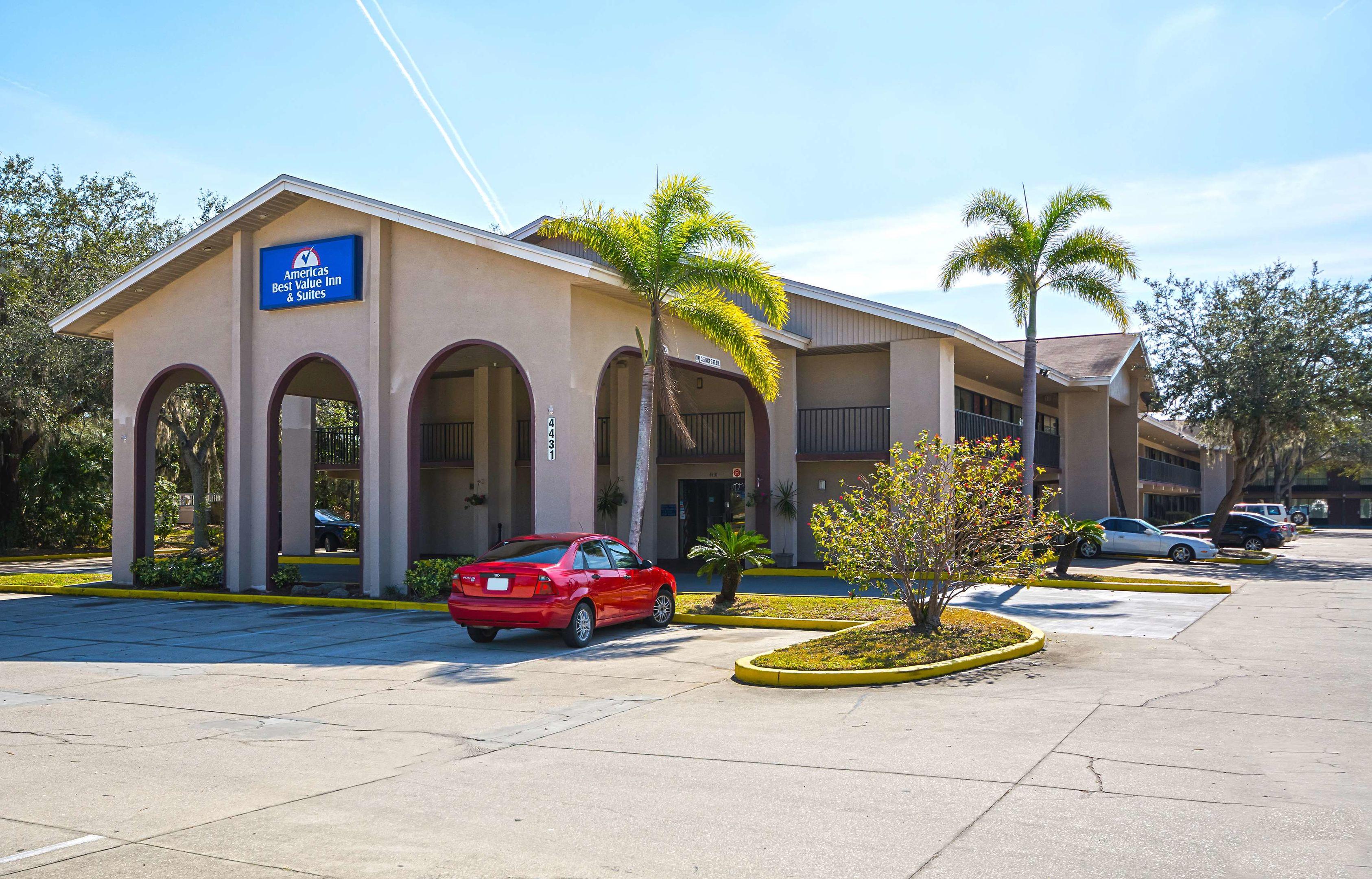 Americas Best Value Inn & Suites Melbourne — photo 4
