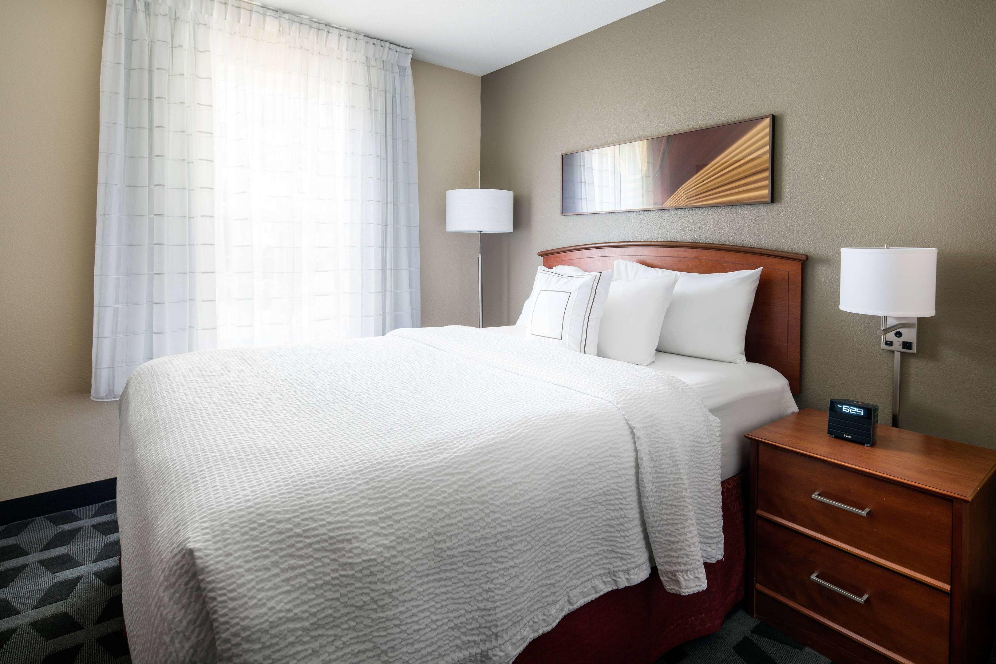 Sonesta Simply Suites Seattle Renton — photo 3