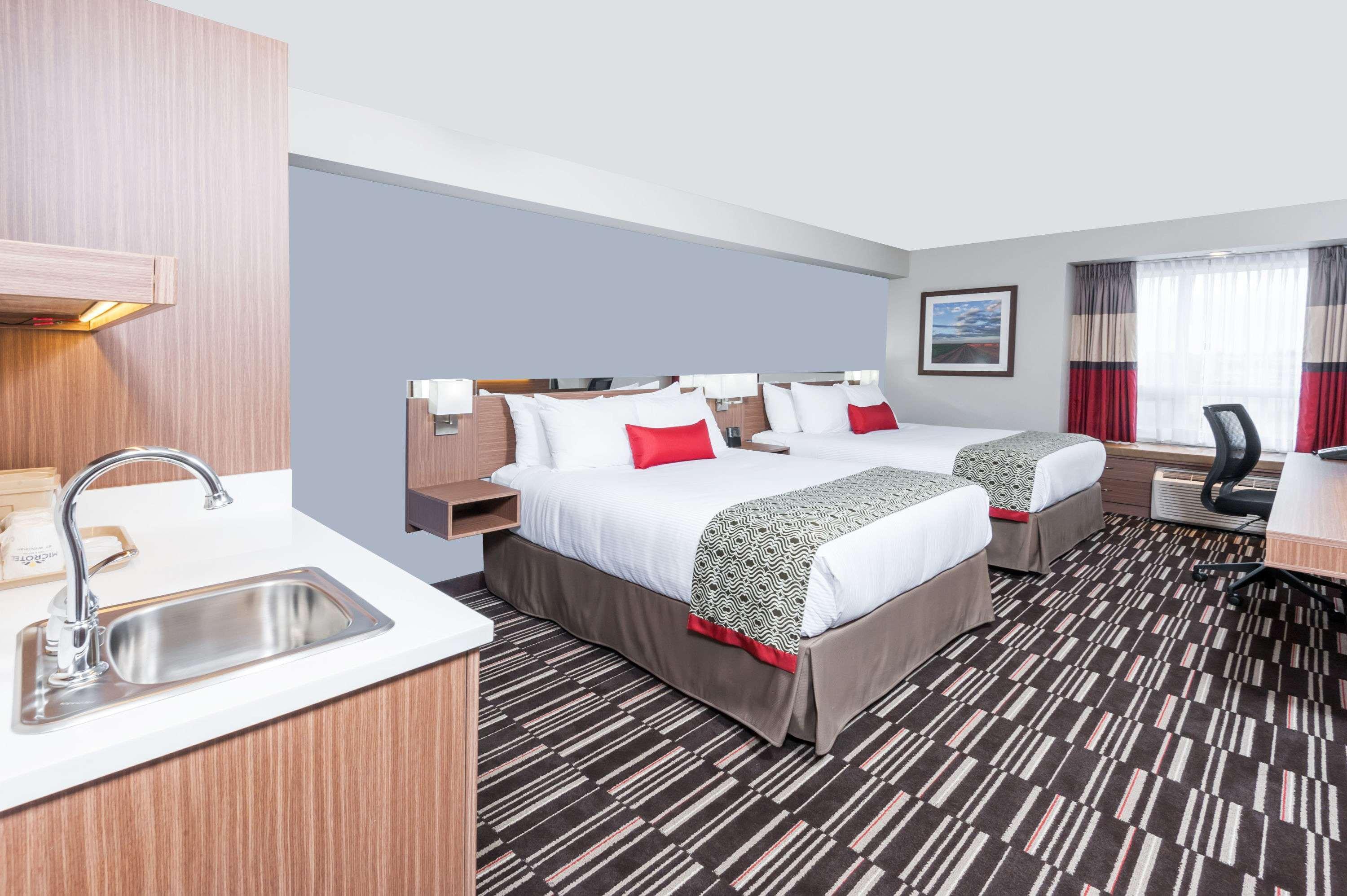 Microtel Inn And Suites By Wyndham Fort St John — photo 3