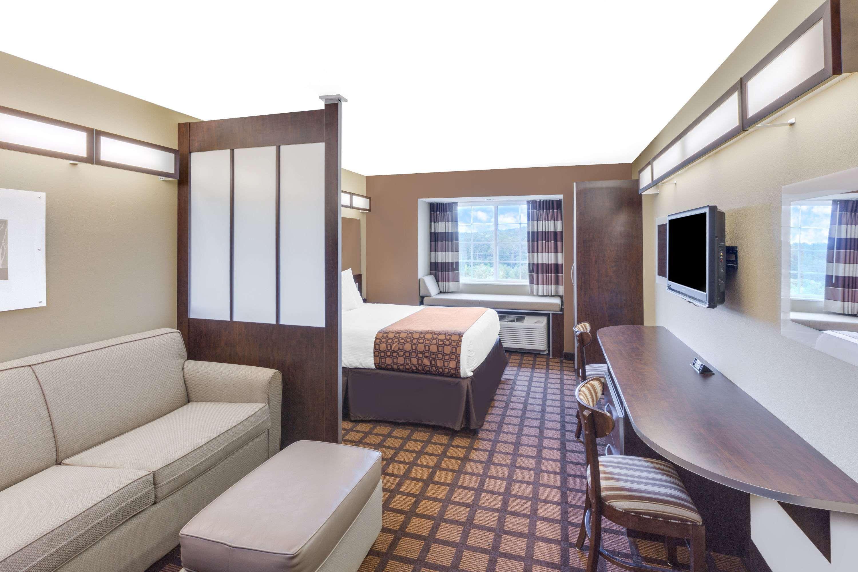 Microtel Inn & Suites Ozark — photo 3