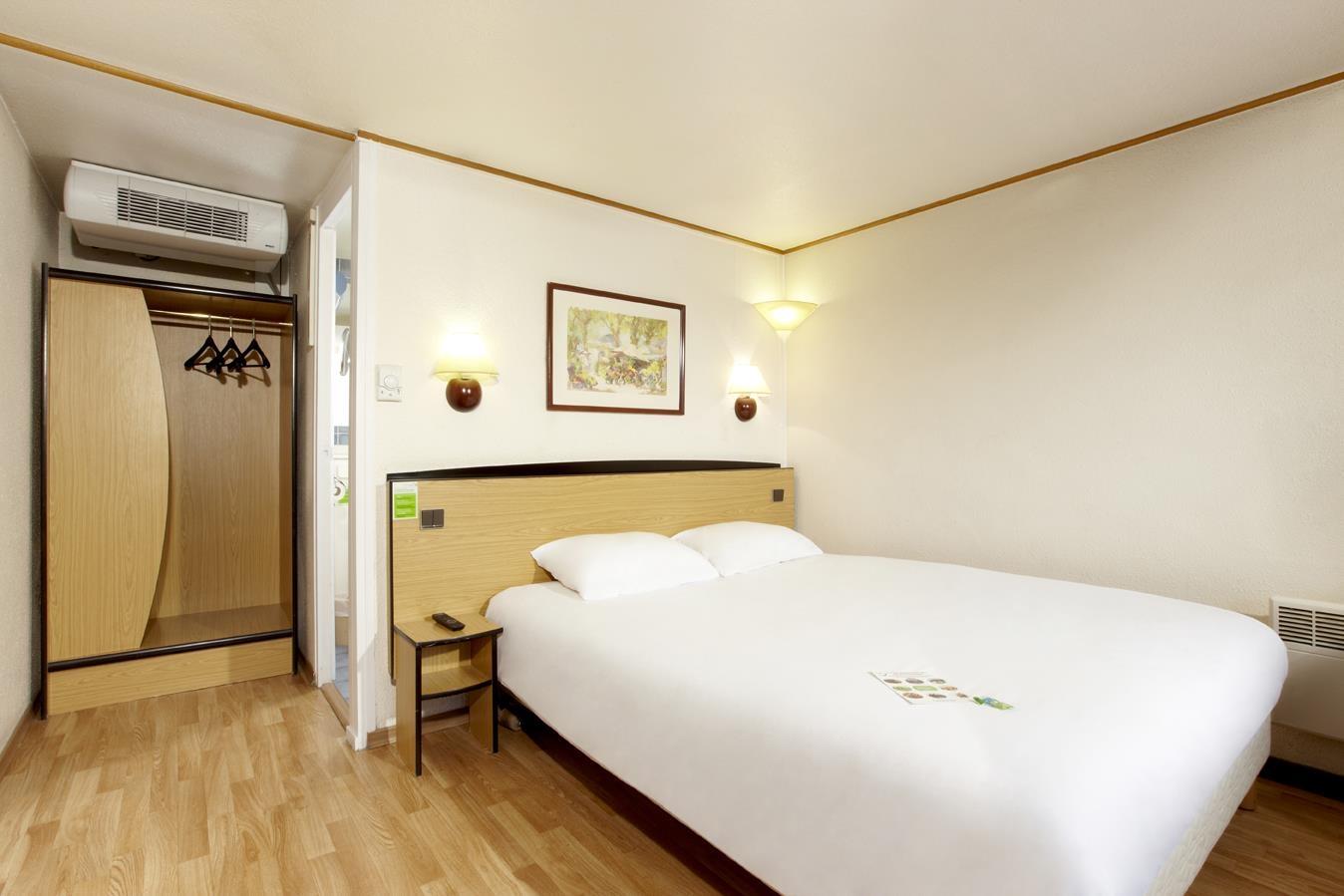 Hotel Campanile Cherbourg - La Glacerie — photo 5