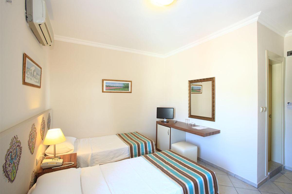 Paloma Hotel — photo 3