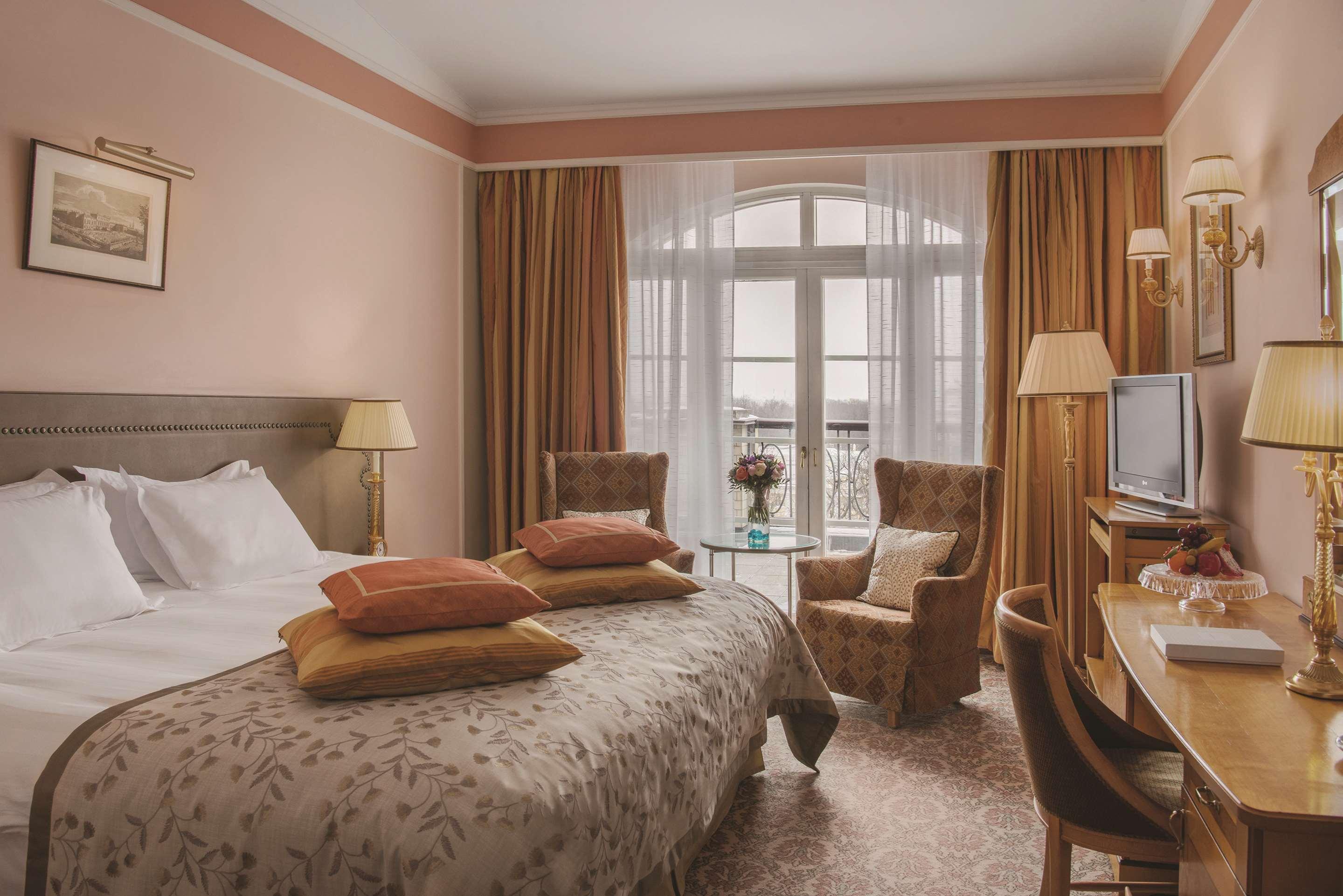 Grand Hotel Europe, A Belmond Hotel — photo 4