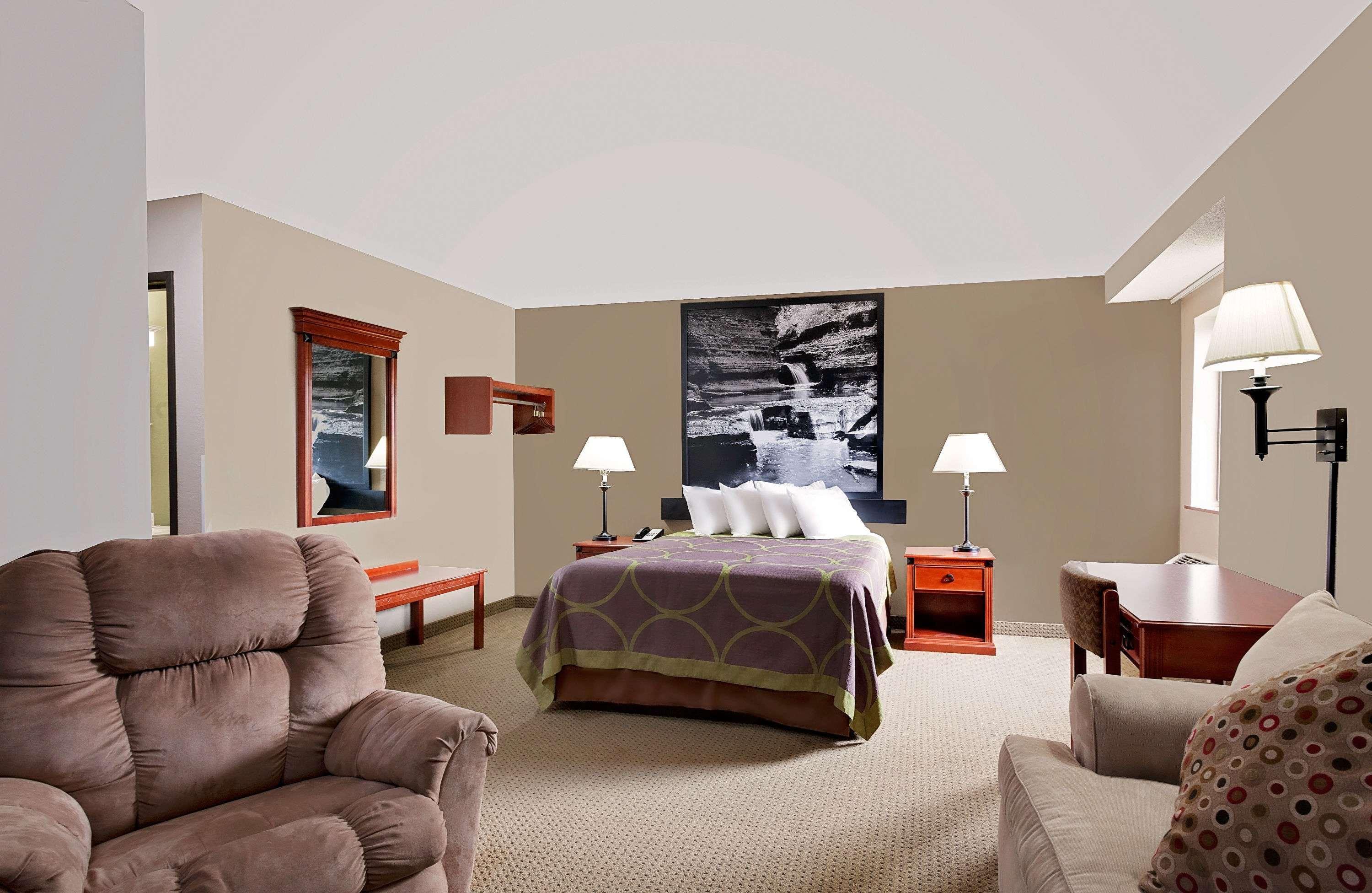 Super 8 by Wyndham Ithaca — photo 5