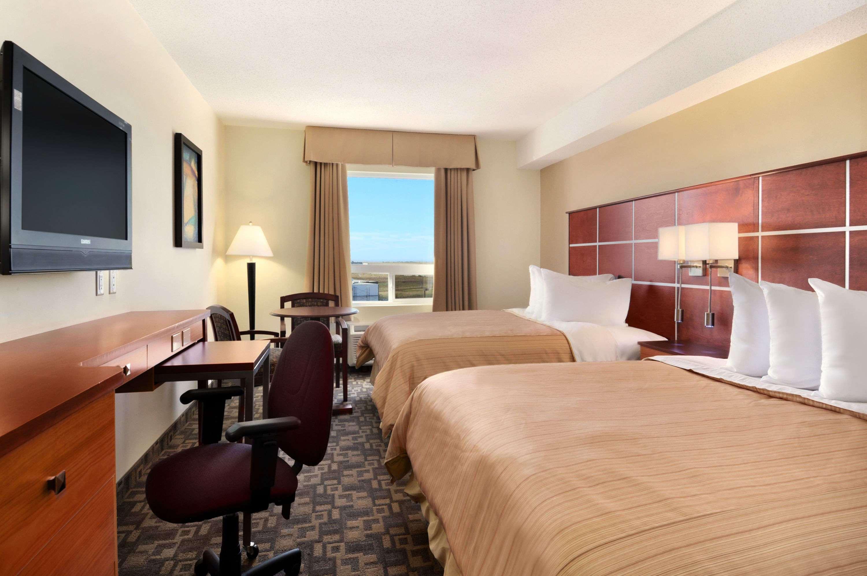 Days Inn Grande Prairie — photo 4