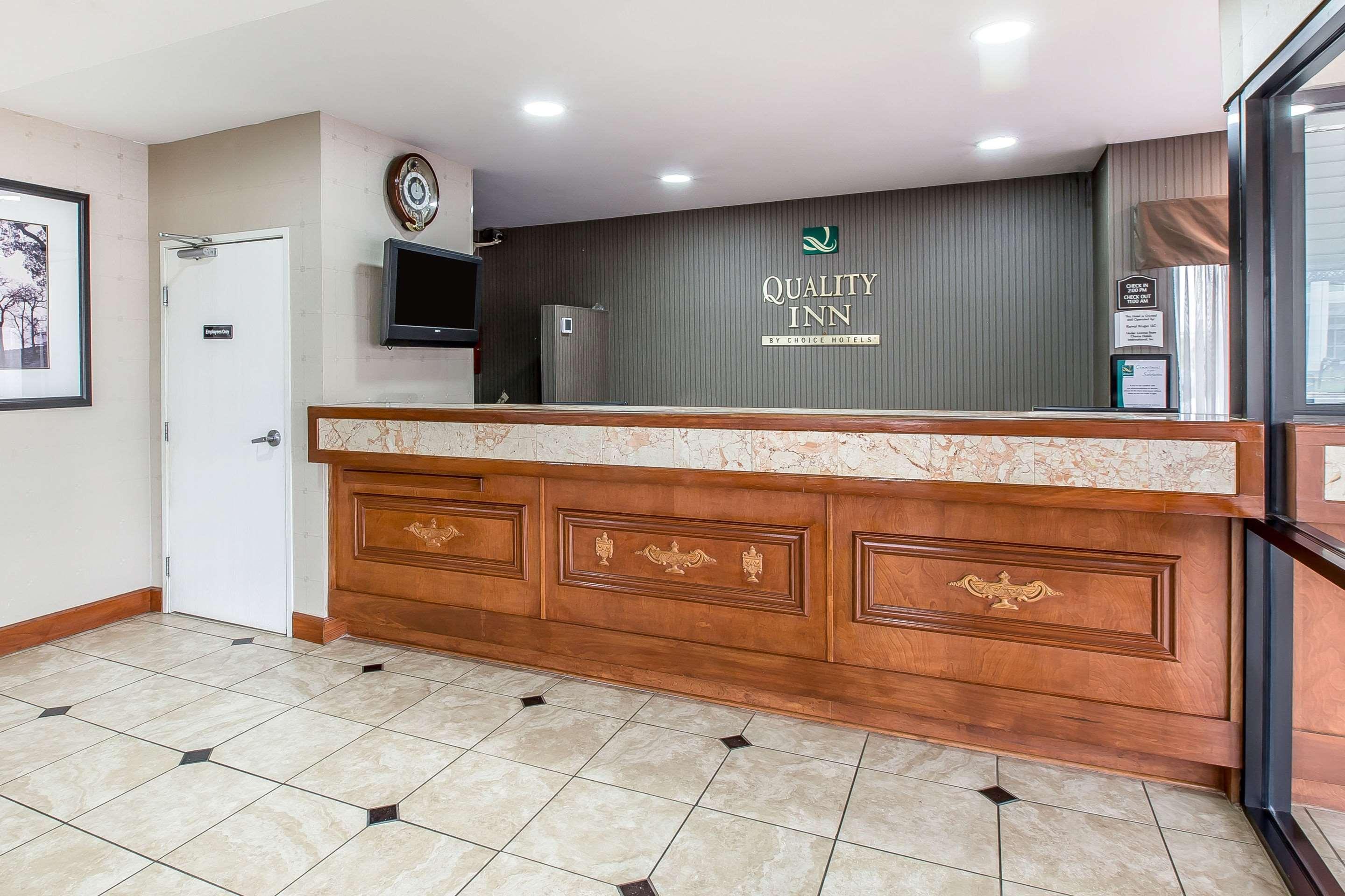 Quality Inn & Suites Montgomery East Carmichael RD — photo 4