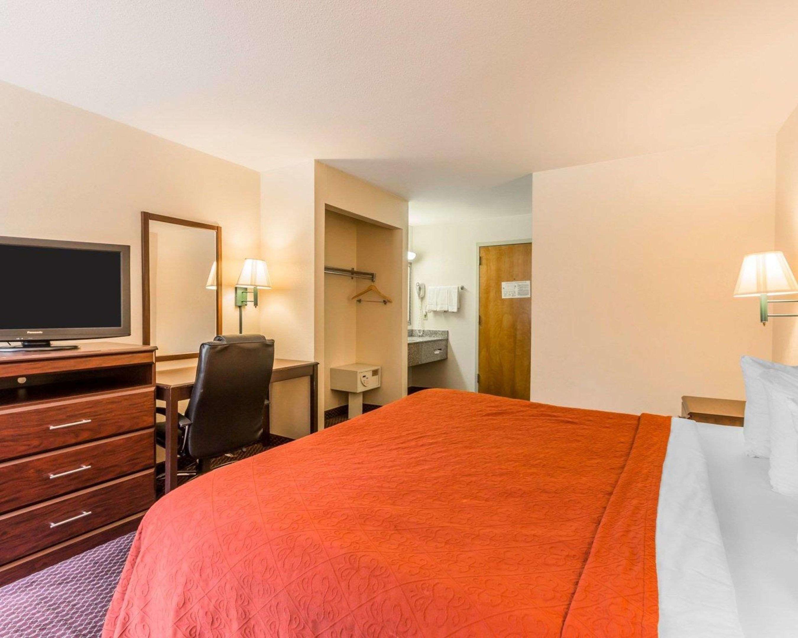 Quality Inn Pell City I-20 exit 158 — photo 4
