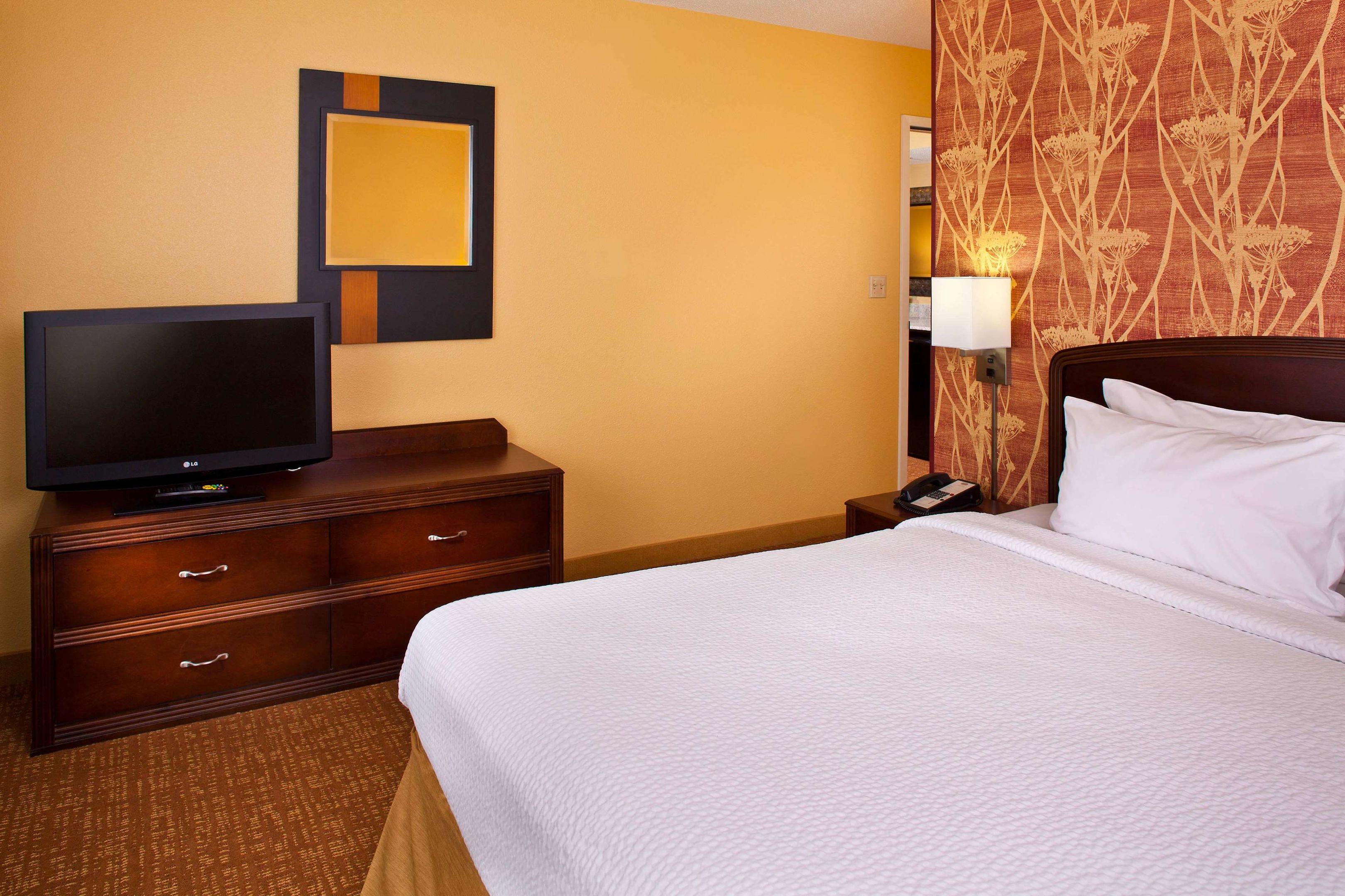 Sonesta Select Birmingham Colonnade — photo 4