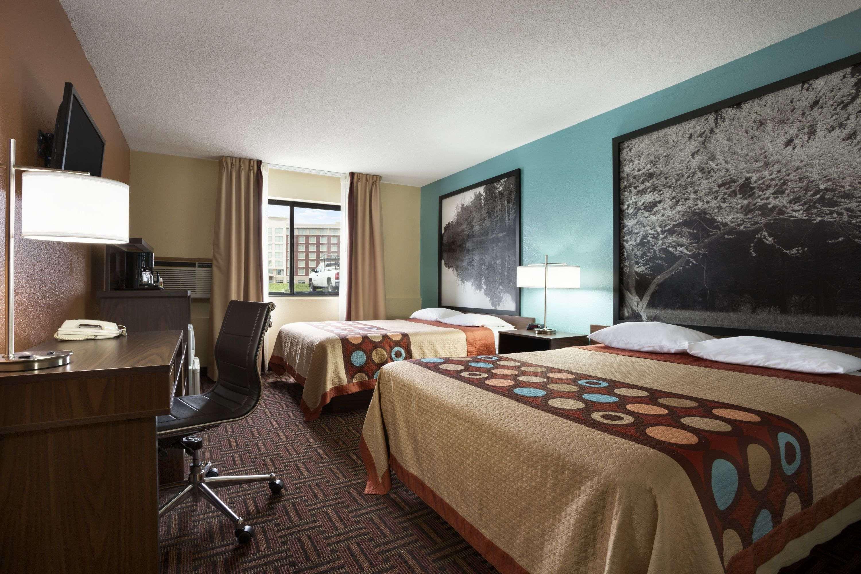 Super 8 by Wyndham Mt. Vernon IL — photo 4