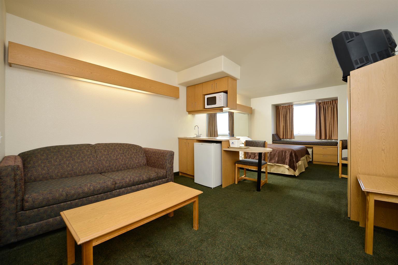 Americas Best Value Inn & Suites — photo 5