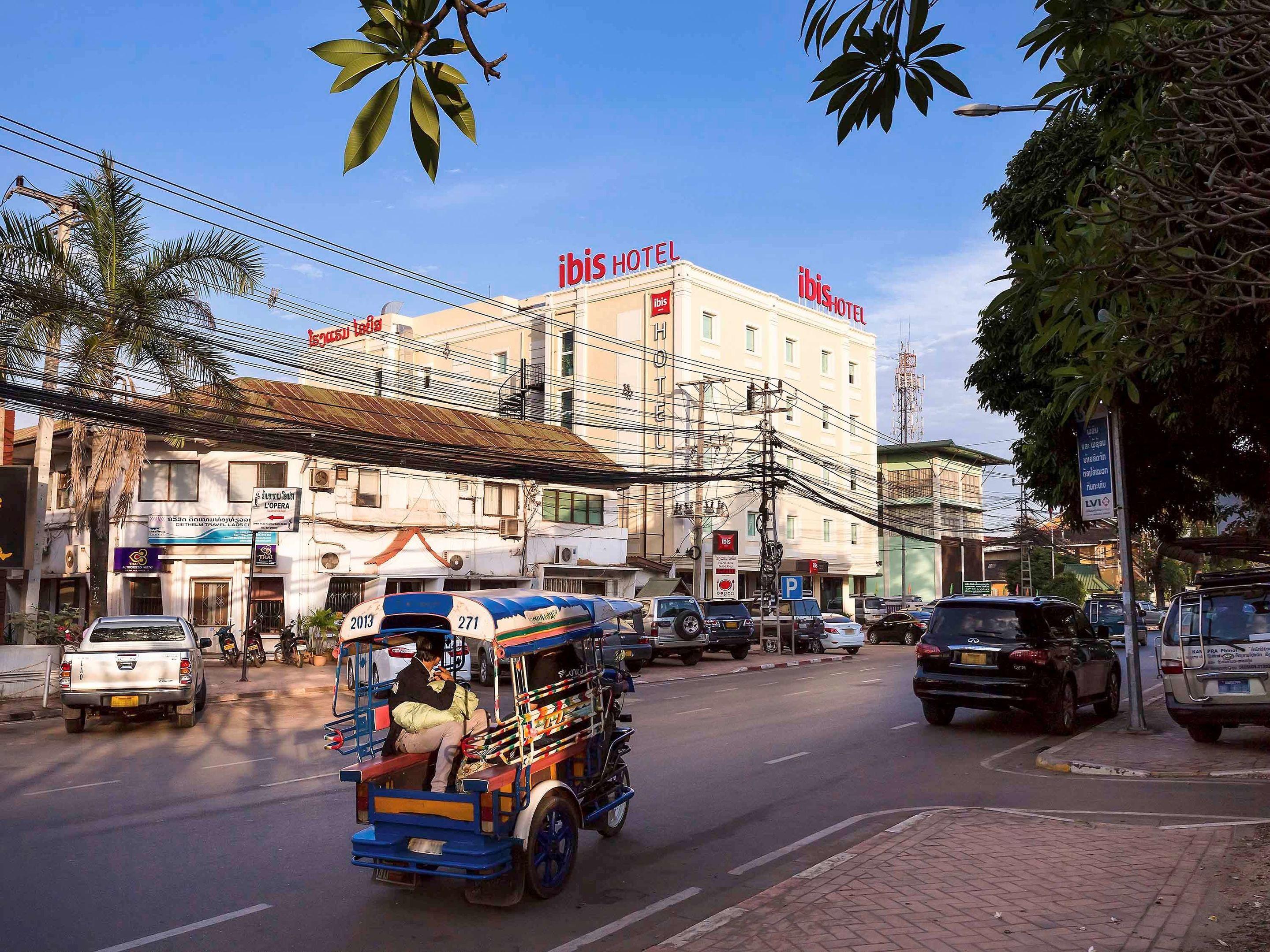 ibis Vientiane Nam Phu Hotel — photo 4