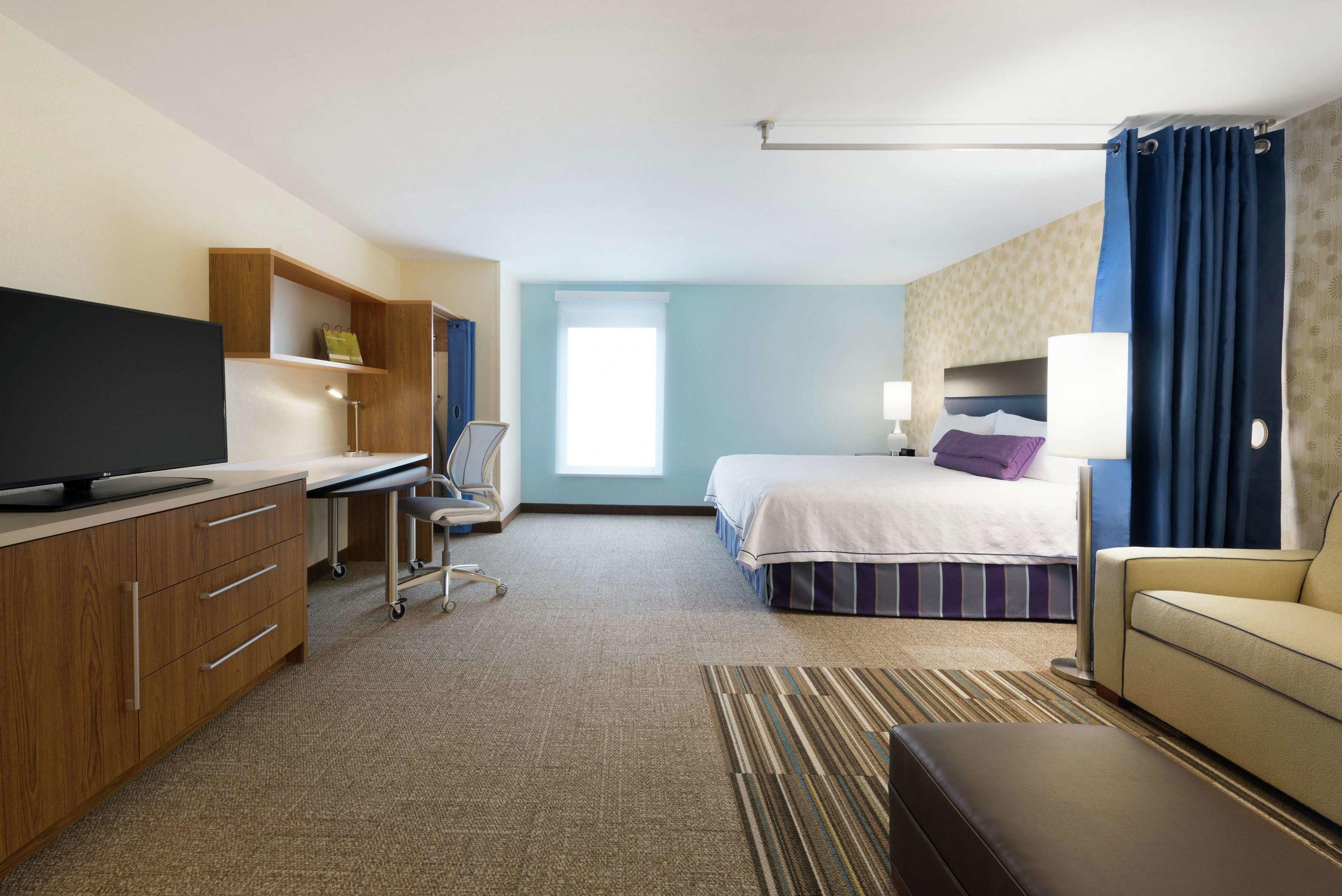Home2 Suites by Hilton Milwaukee Airport — photo 4