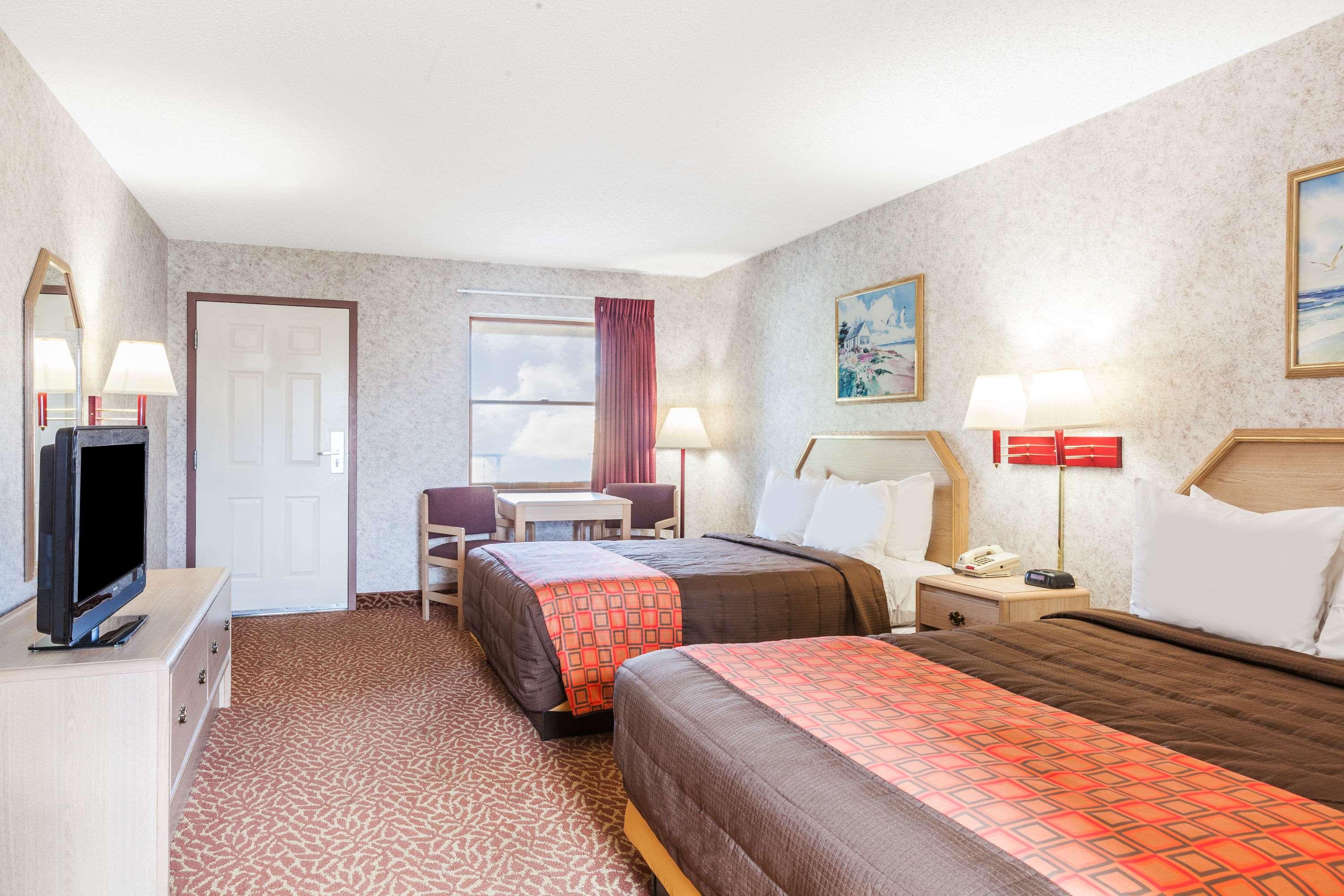 Days Inn Weedsport — photo 5