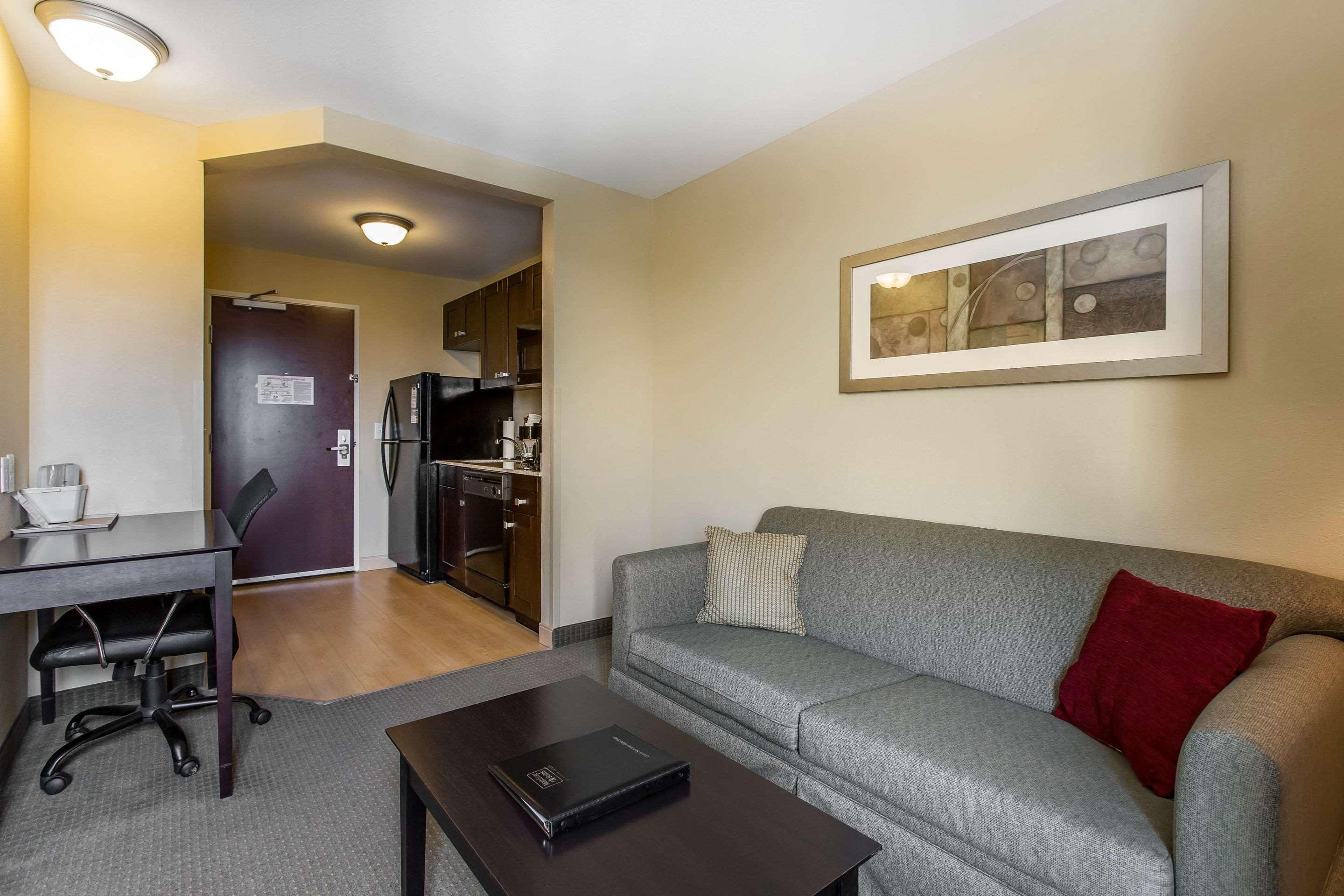 MainStay Suites Camp Lejeune — photo 5