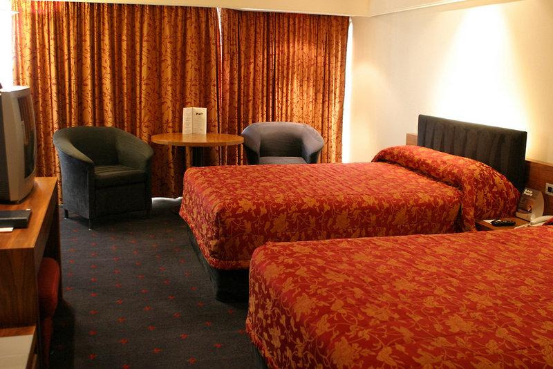 Crown Plaza — photo 4