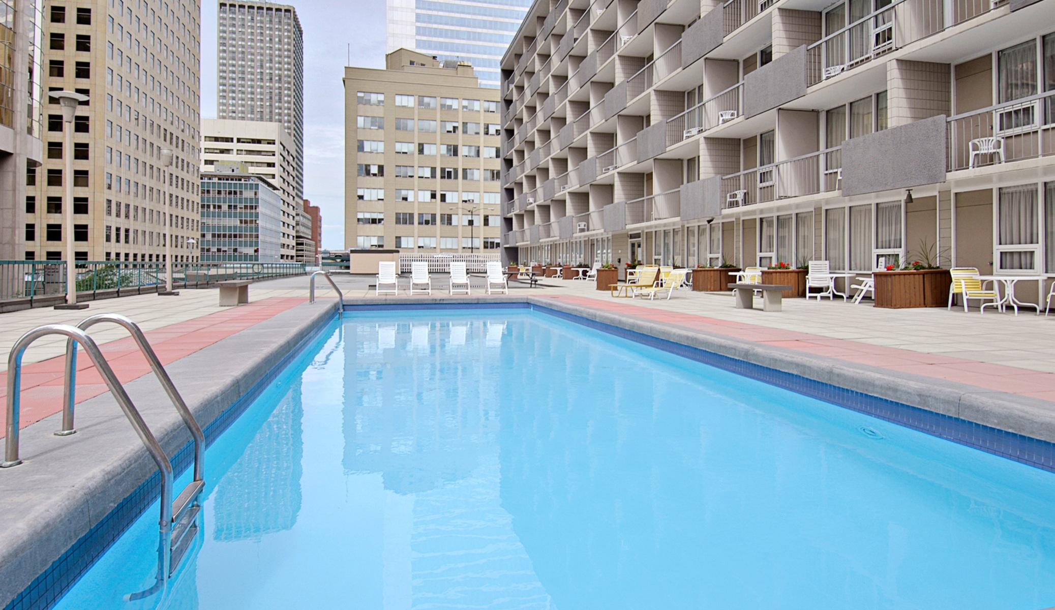 Ramada Plaza Calgary Downtown — photo 4