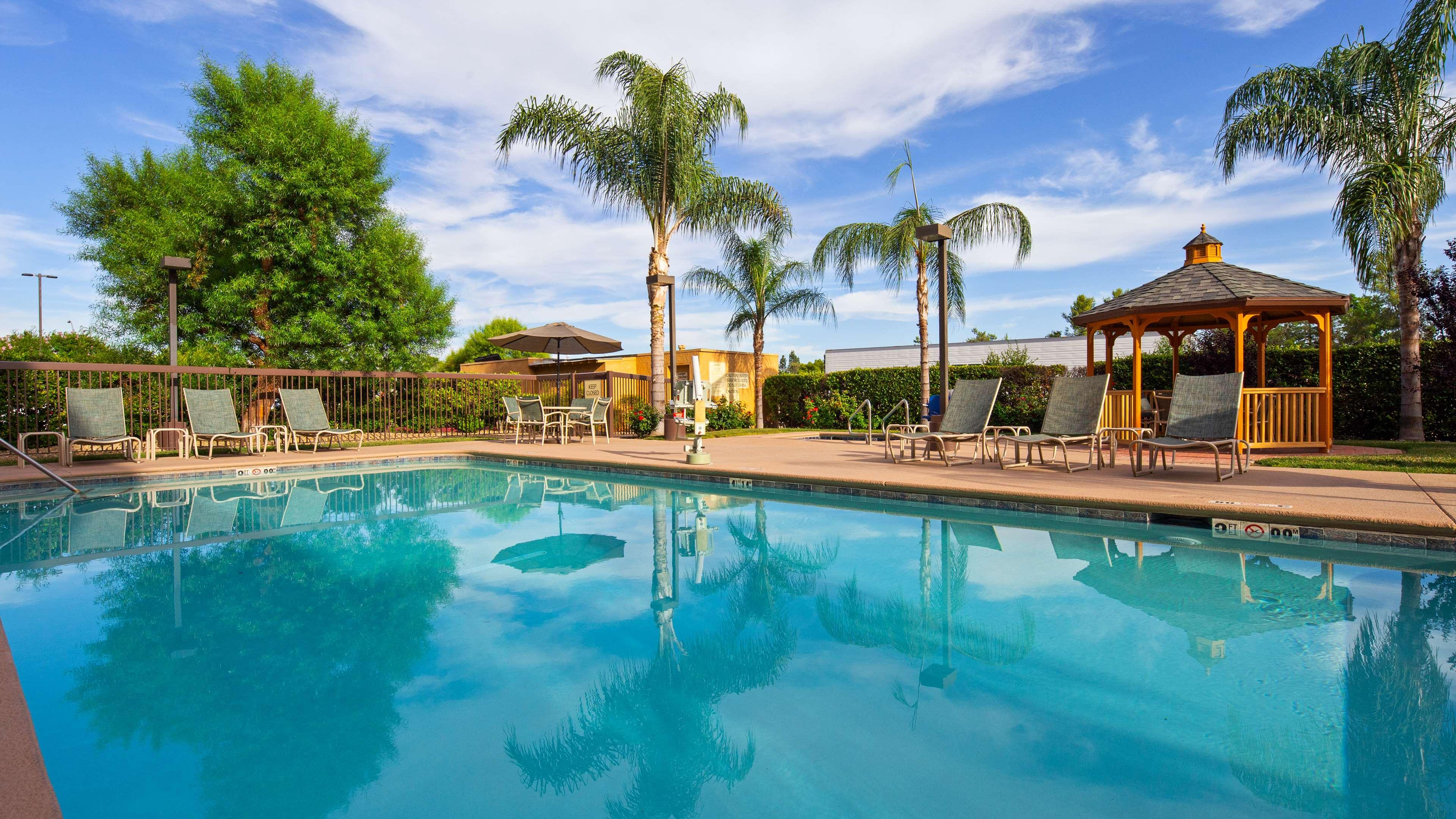 Best Western Plus Fresno Airport Hotel — photo 4