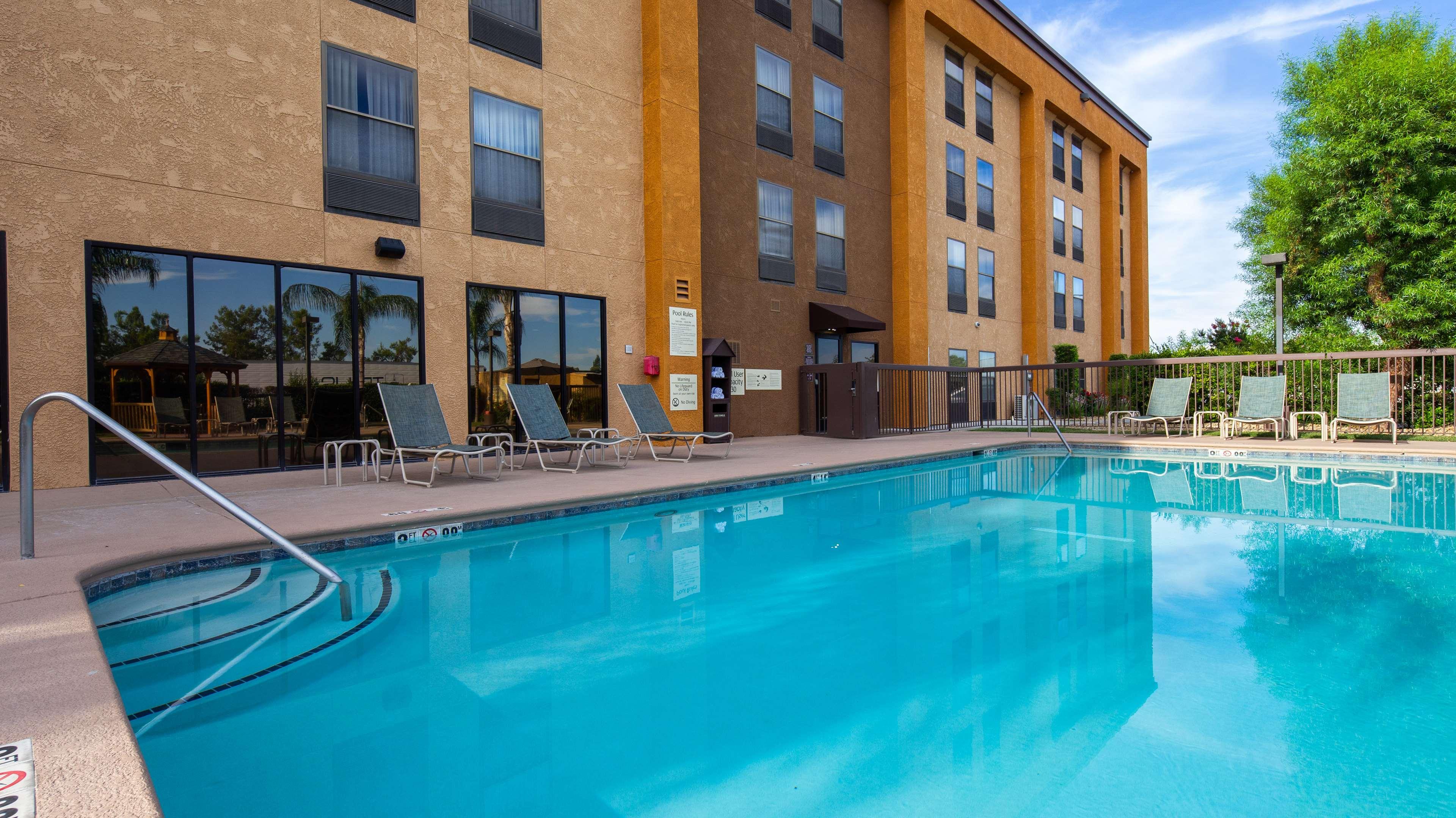 Best Western Plus Fresno Airport Hotel — photo 5