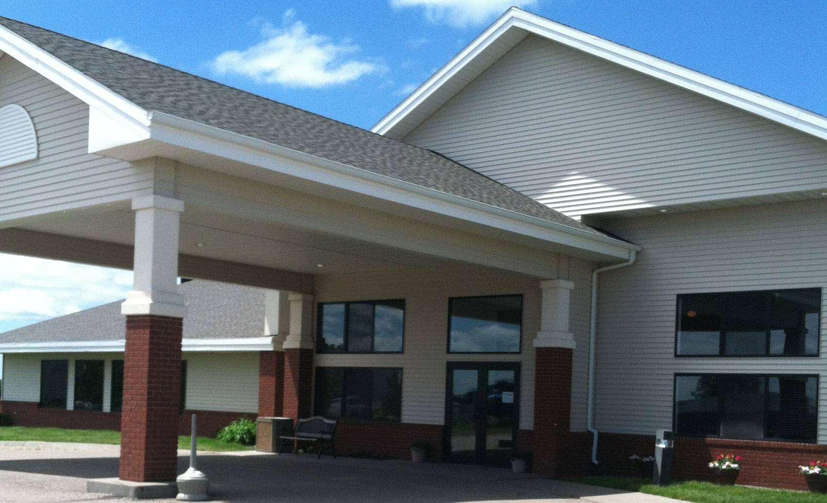 AmericInn Lodge & Suites Beulah — photo 4