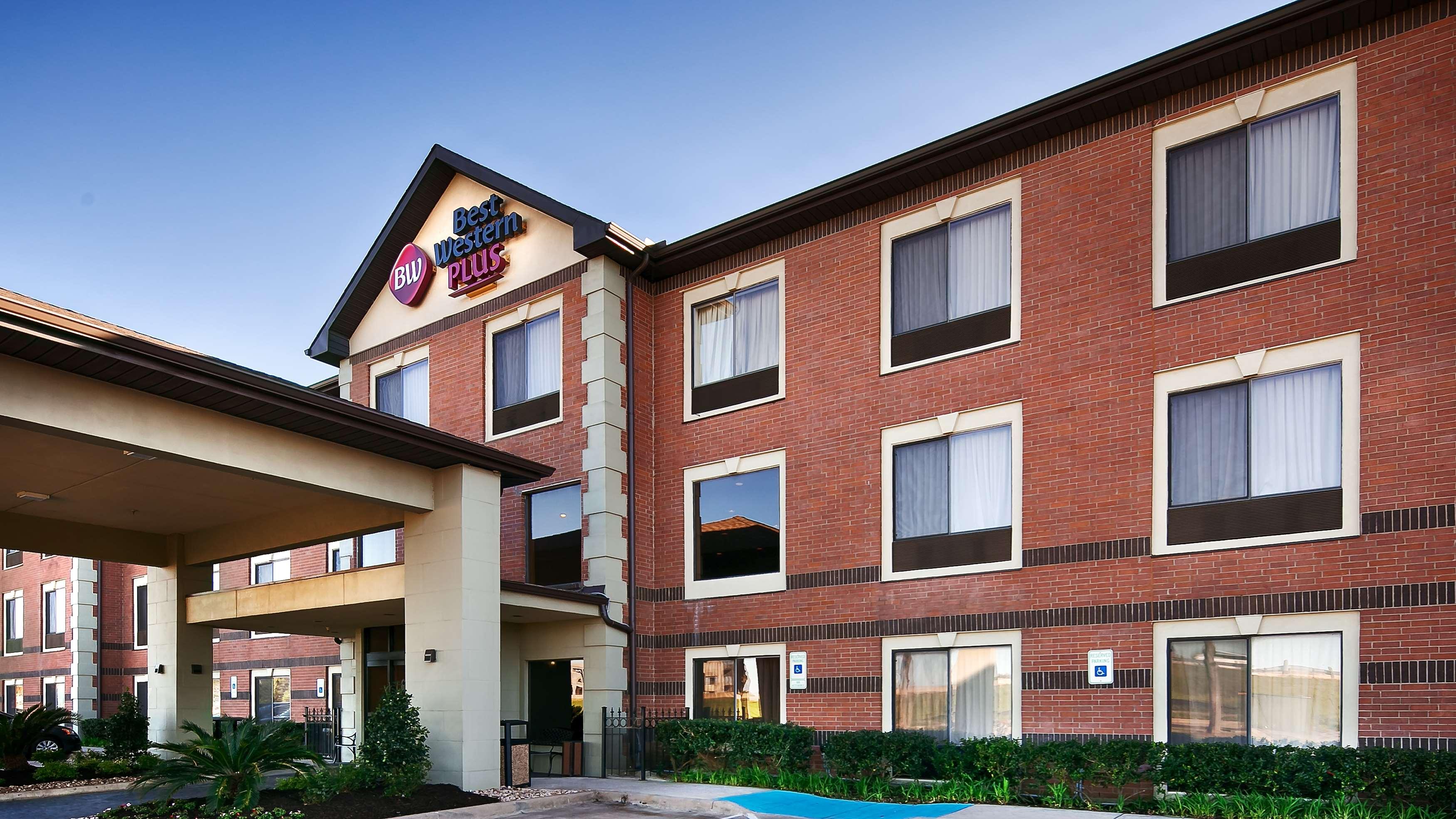 Best Western Plus DFW Airport Suites — photo 4