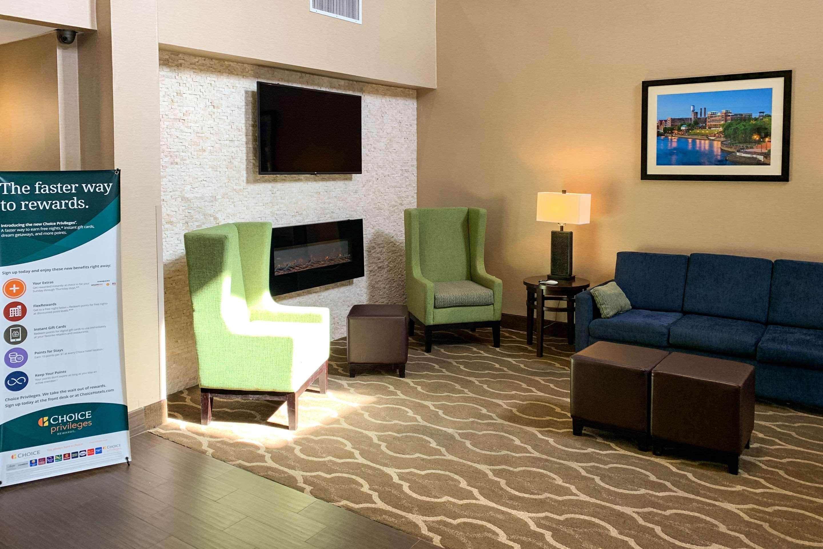 Comfort Suites Columbus — photo 5