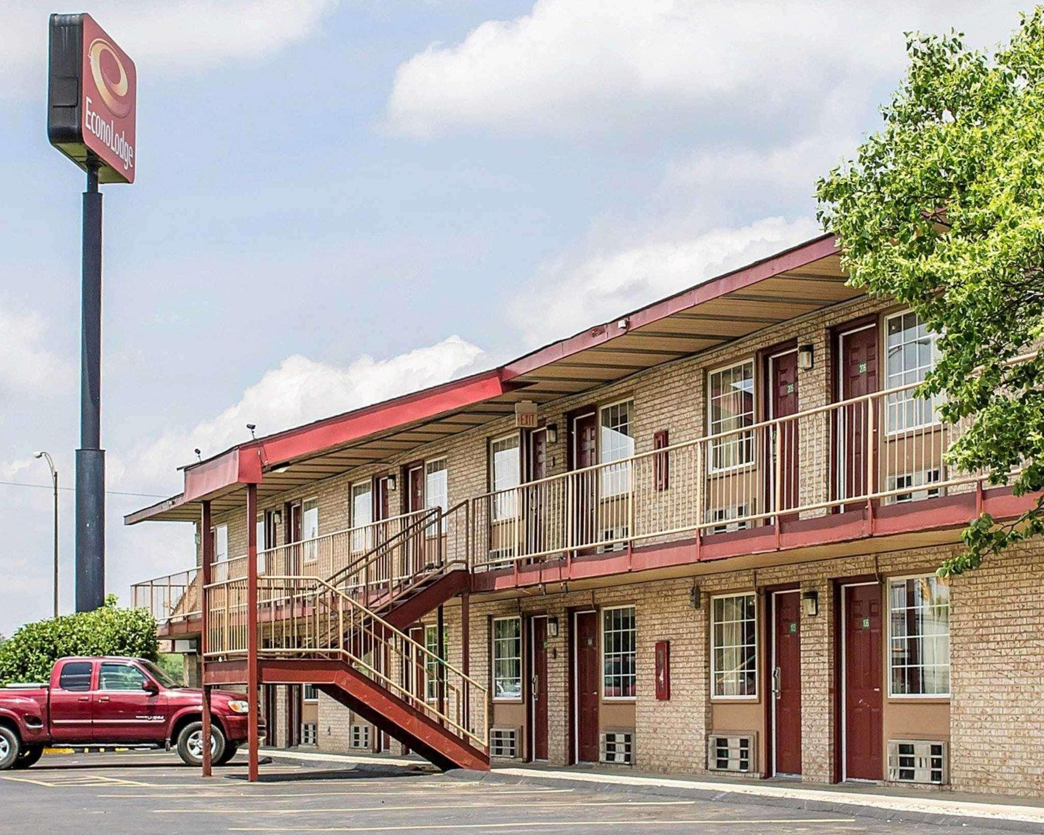 Econo Lodge Columbus — photo 3