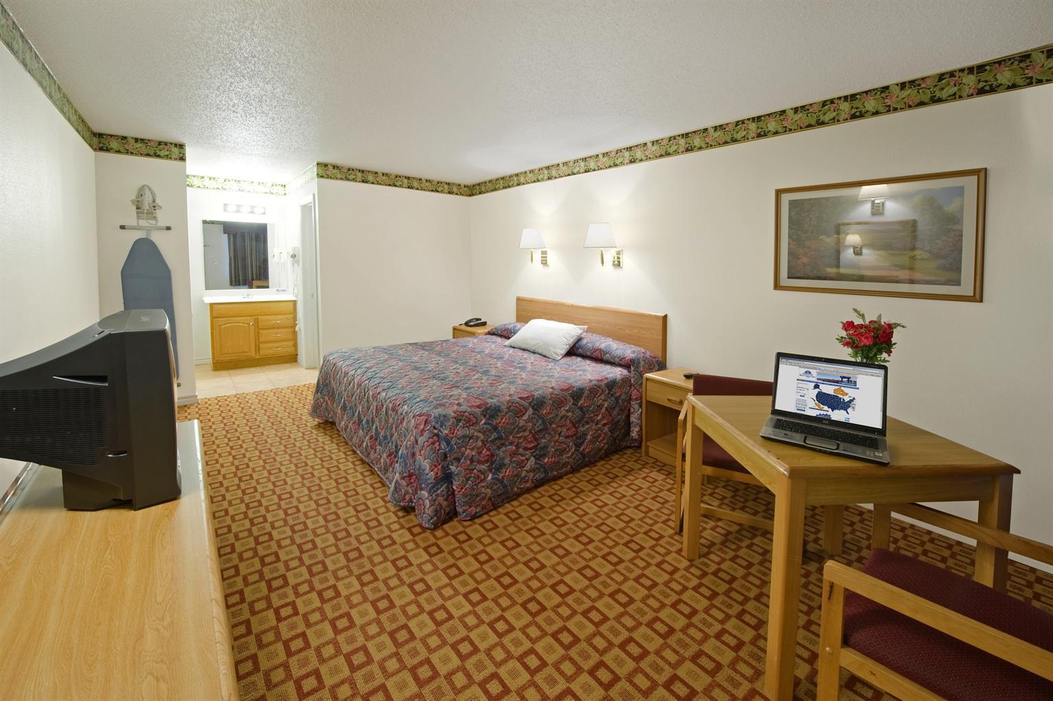 Americas Best Value Inn-Weatherford — photo 4