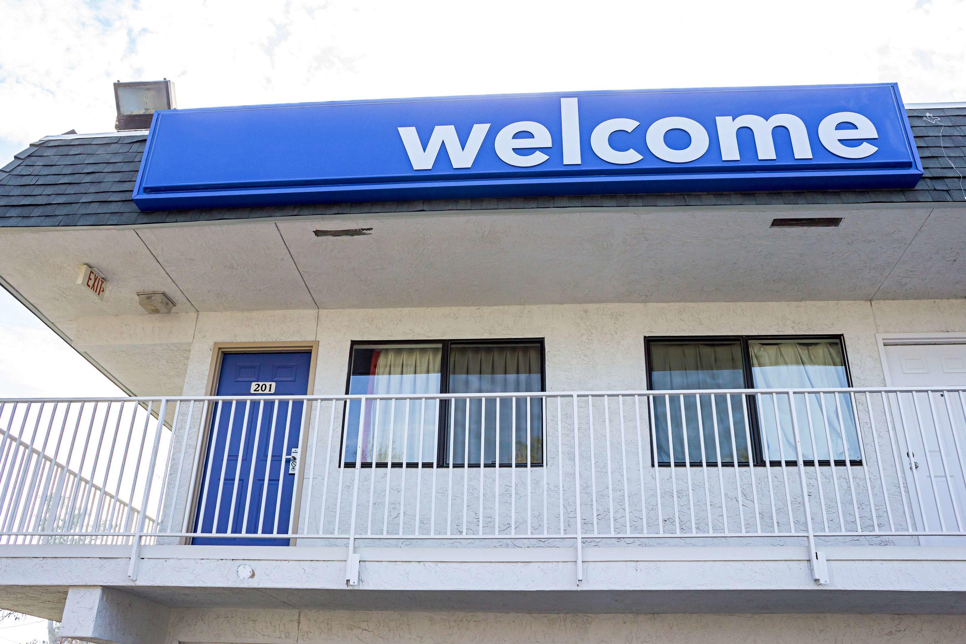 Motel 6 Porterville — photo 5