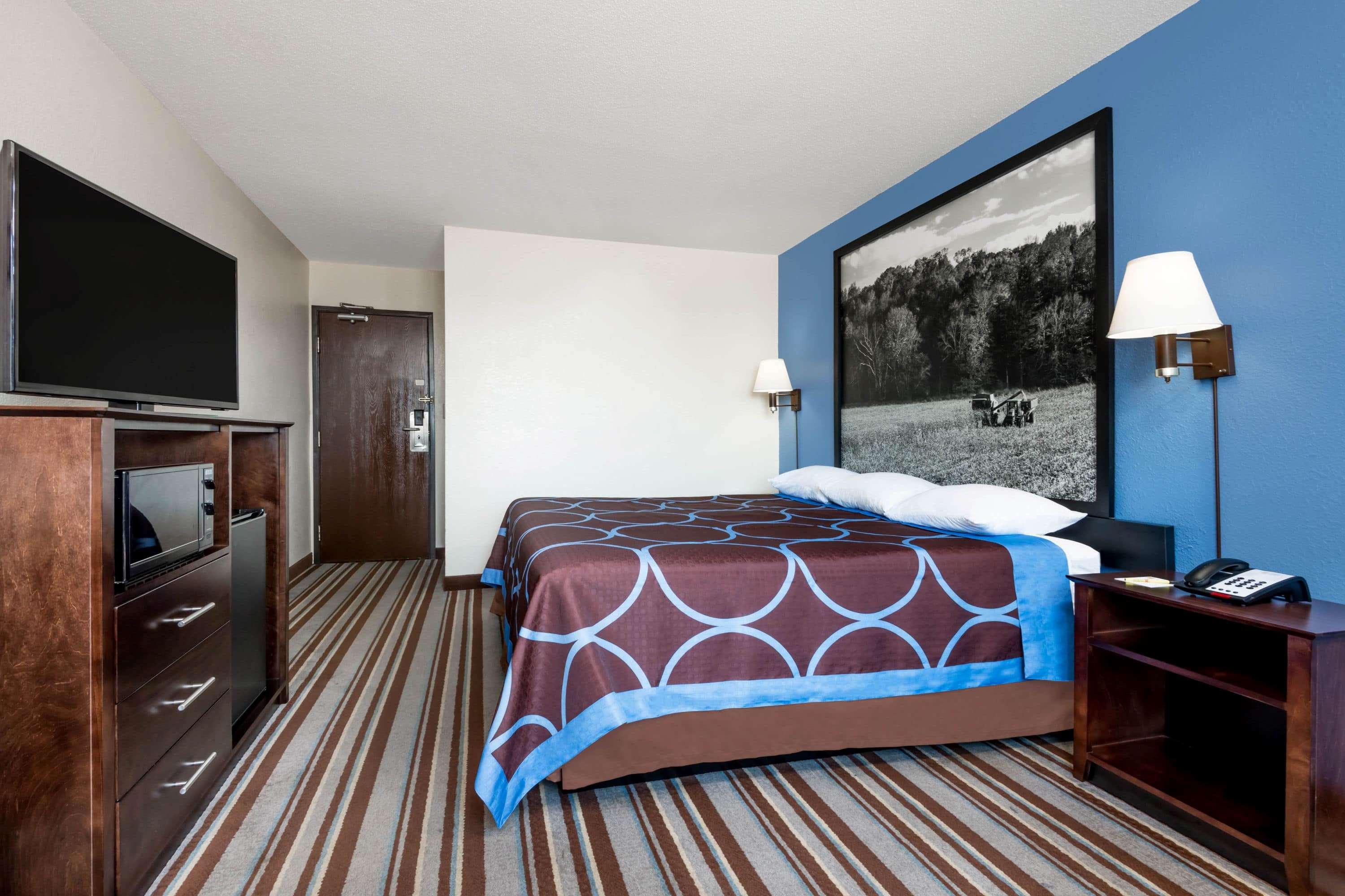 Super 8 by Wyndham Columbus — photo 5