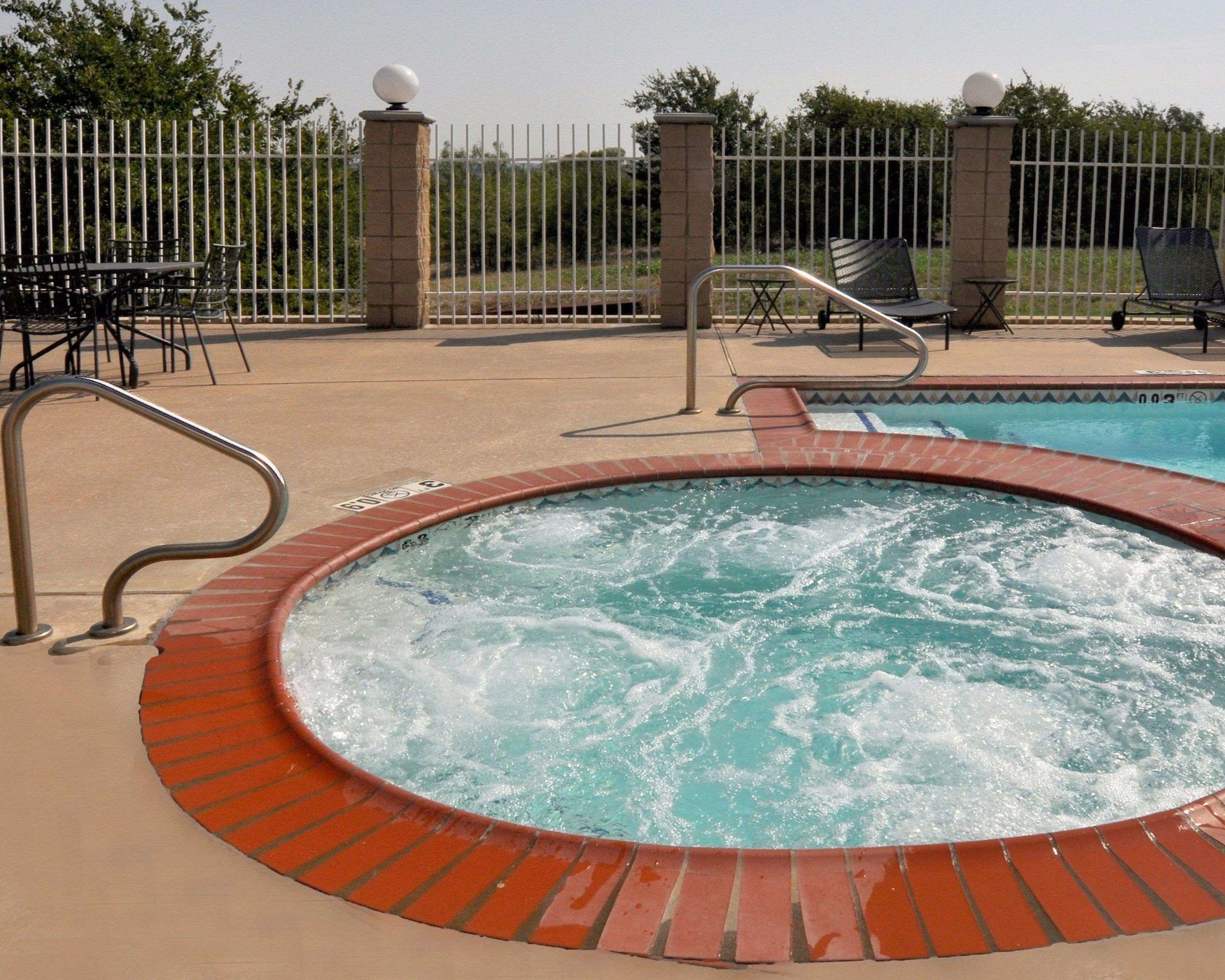 Comfort Suites Roanoke - Fort Worth North — photo 4