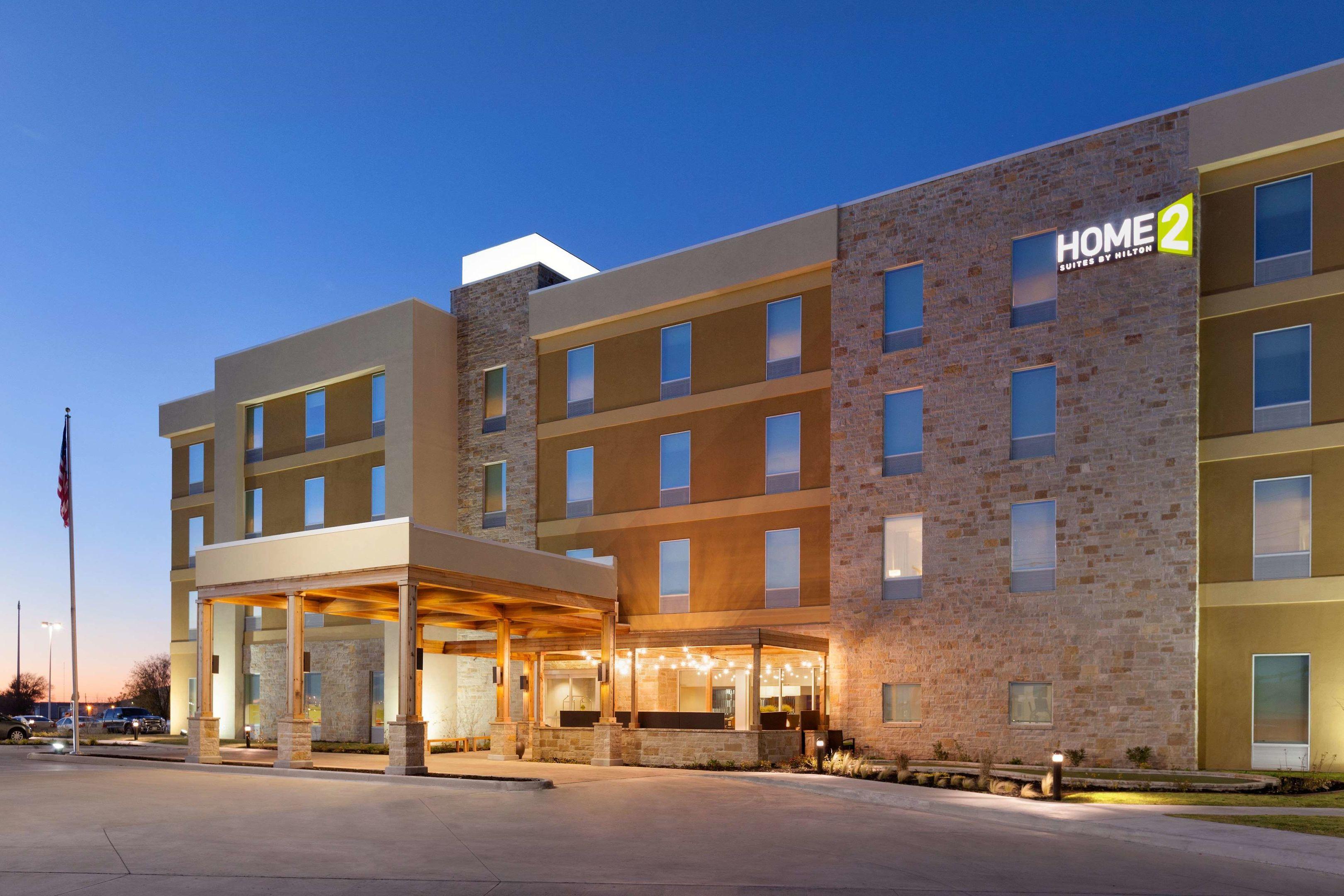 Home2 Suites By Hilton Lubbock — photo 3