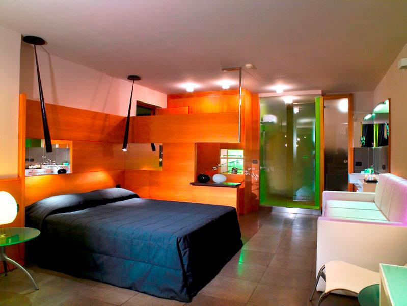 Hotel Zone — photo 5