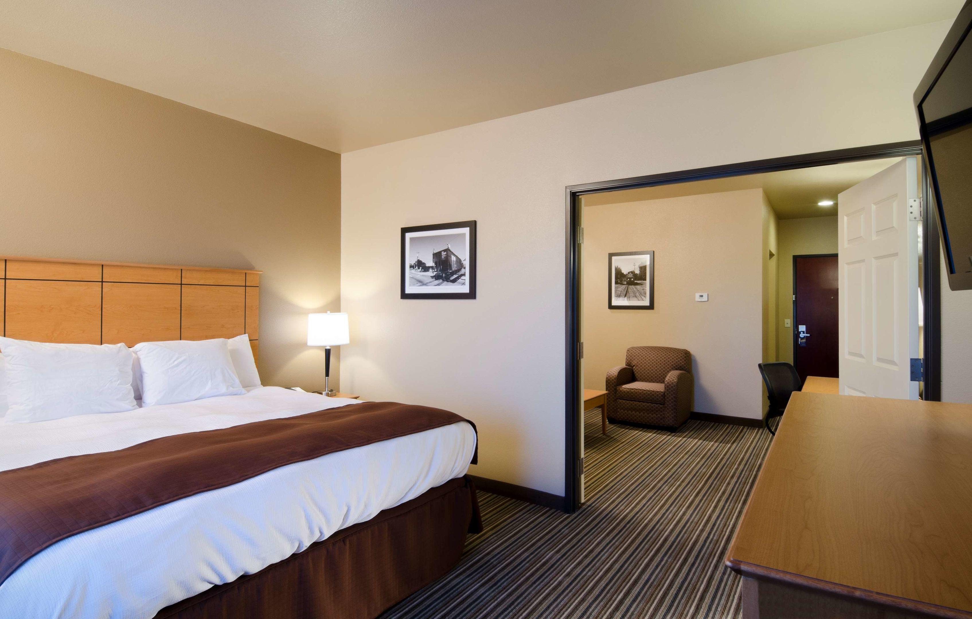 Best Western Shelby Inn & Suites — photo 4