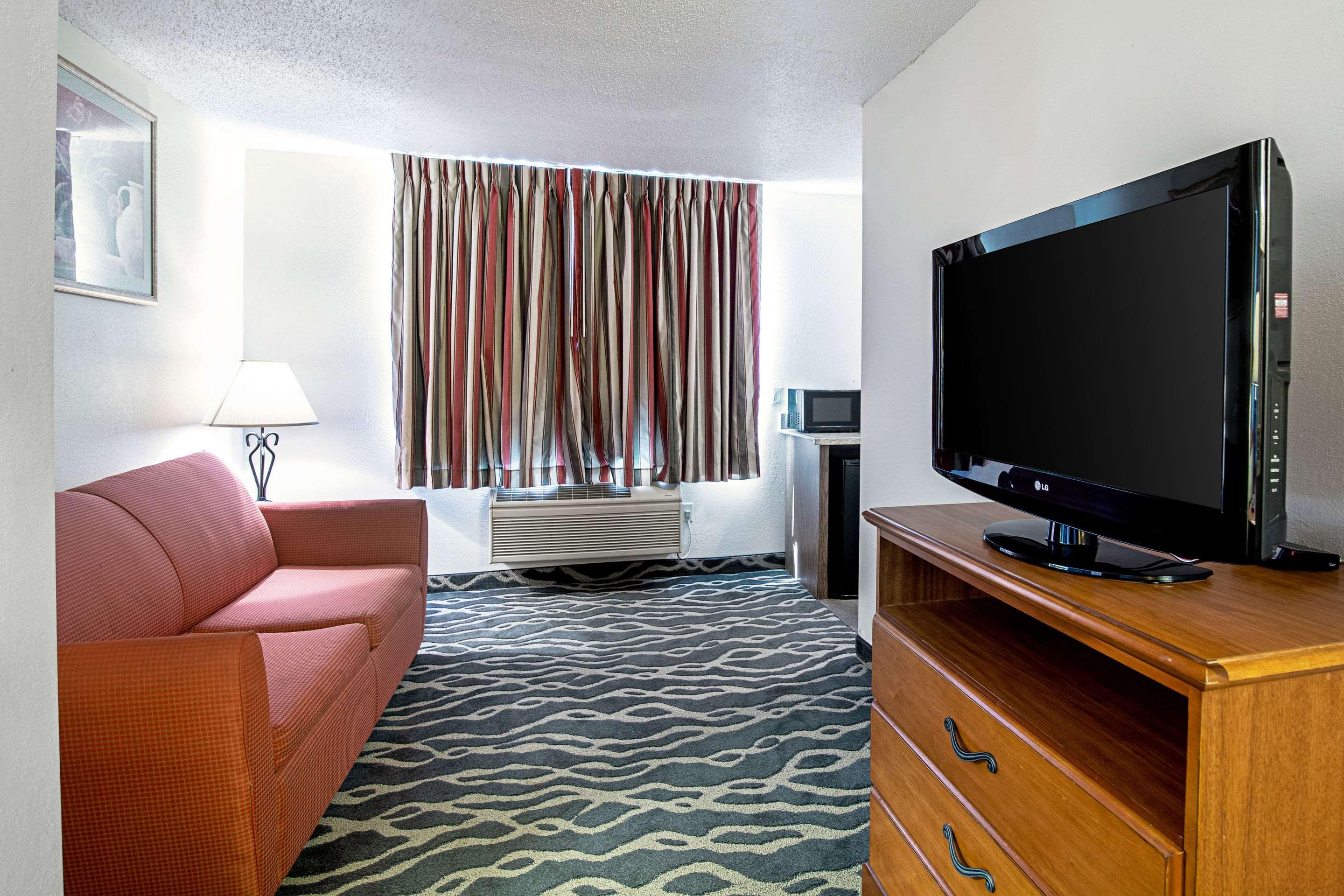 Quality Inn — photo 3